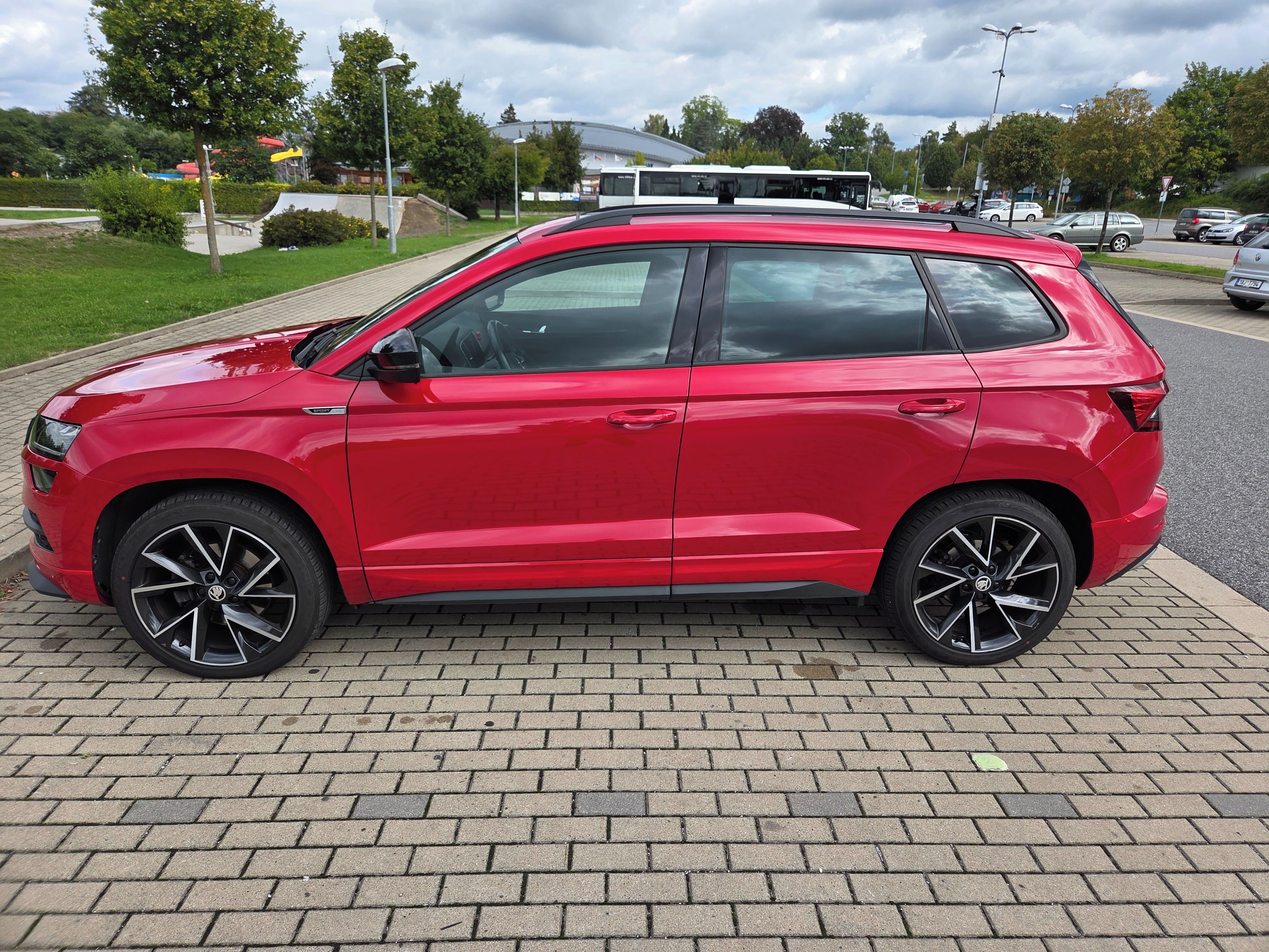 Škoda Karoq, Škoda Karoq Sportline 2.0 TSI - fotka 2