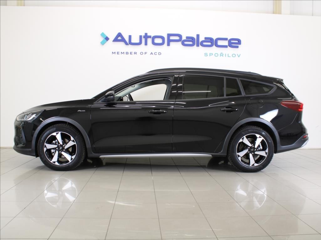 Ford Focus, 1,0 EB 155k. AT Active 9770km! - fotka 5