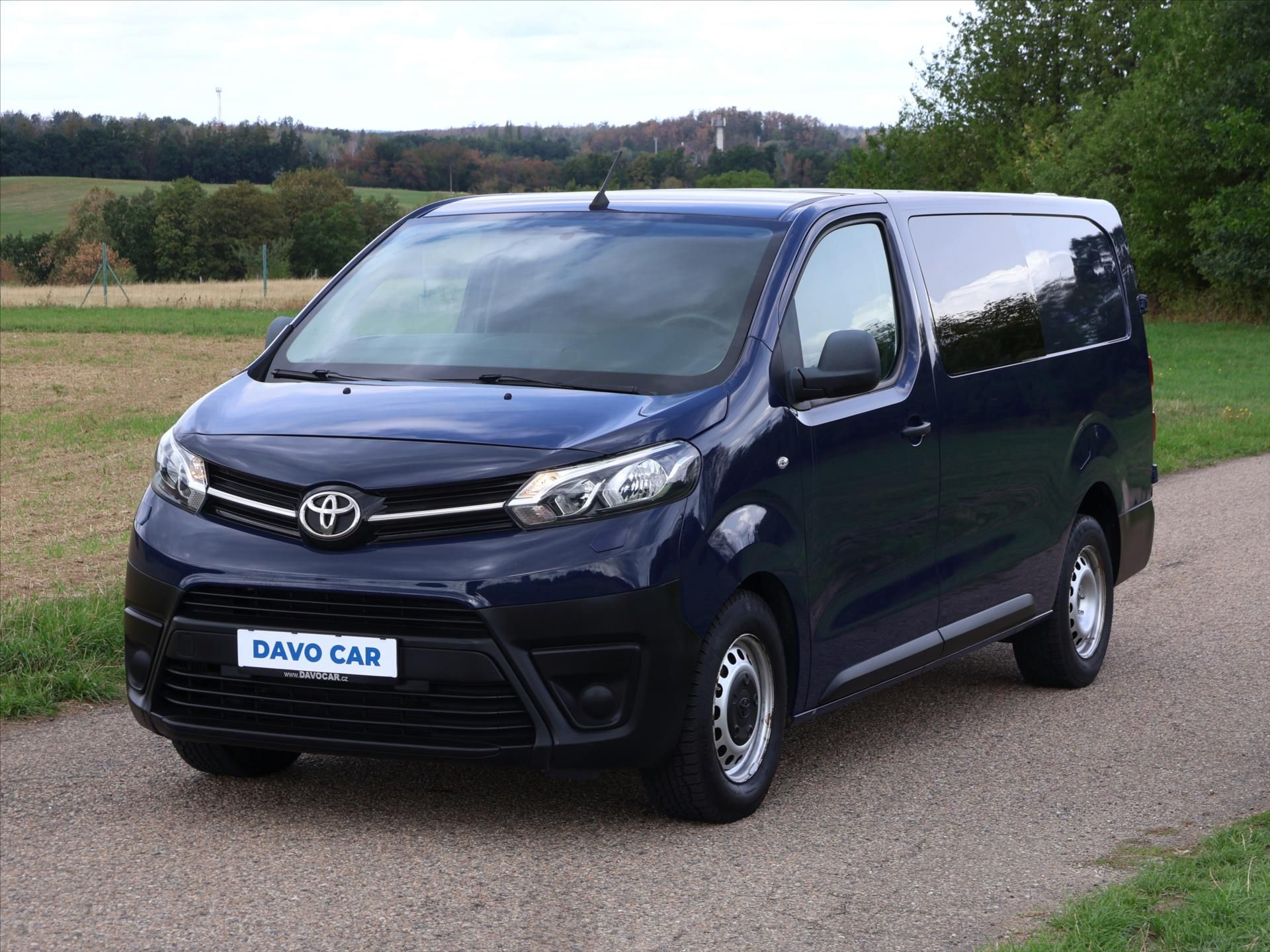 Toyota Proace, 2,0 D-4D 90kW L2 6-míst CZ DPH - fotka 3