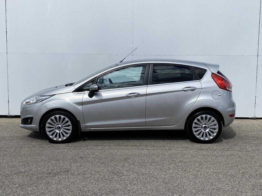 Ford Fiesta, 1.0 EcoBoost 74 kW Titanium - fotka 4