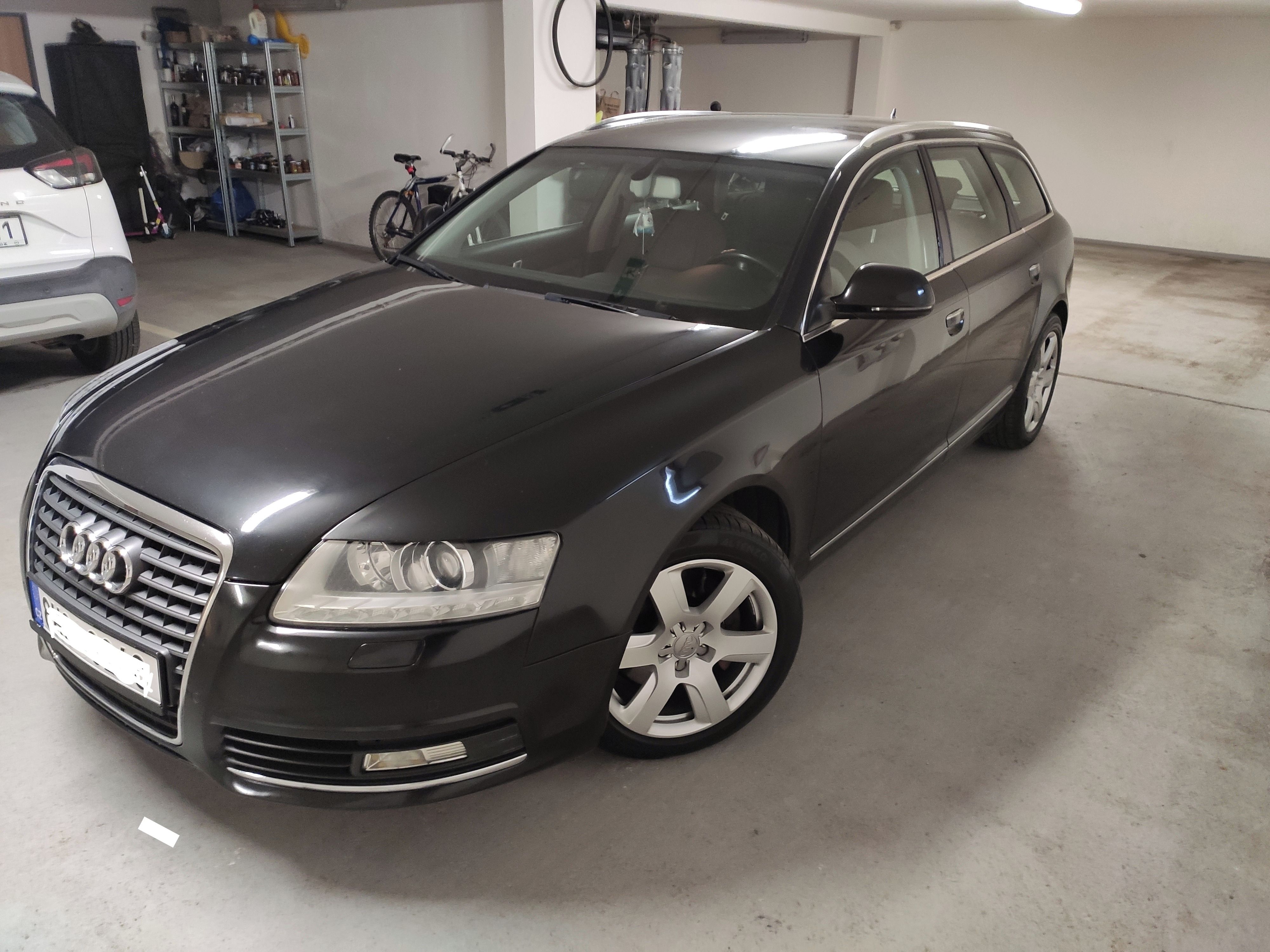 Audi A6 Avant, 2,7 TDI garážované - fotka 2