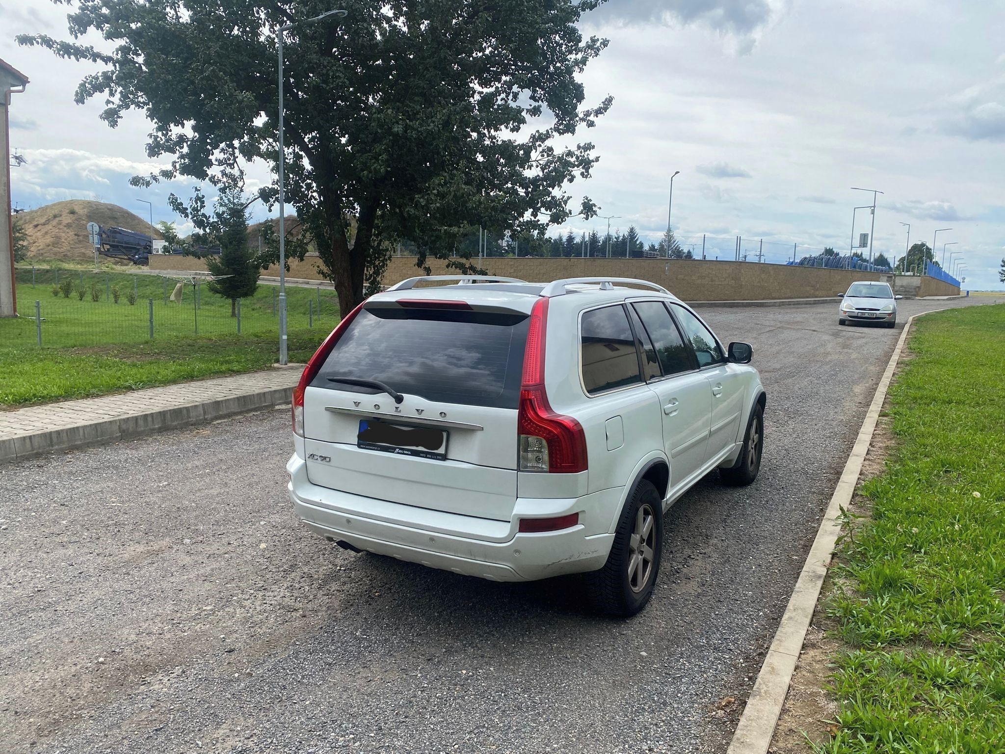 Volvo XC90, 2,4D5,AWD,2014,185tkm,1.m,7mís - fotka 5