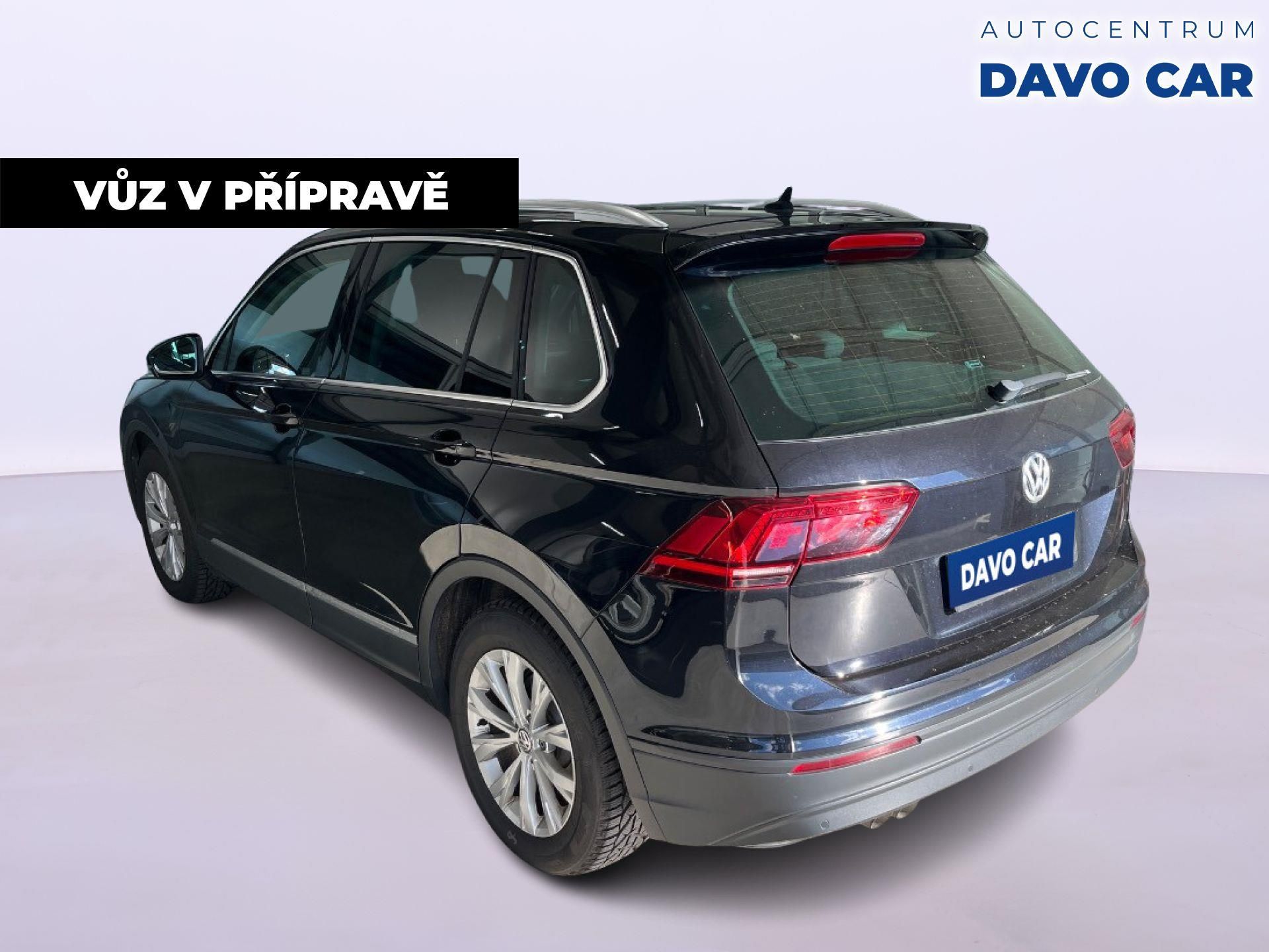 Volkswagen Tiguan, 2,0 TDI 110kW DSG Navi Tažné - fotka 2
