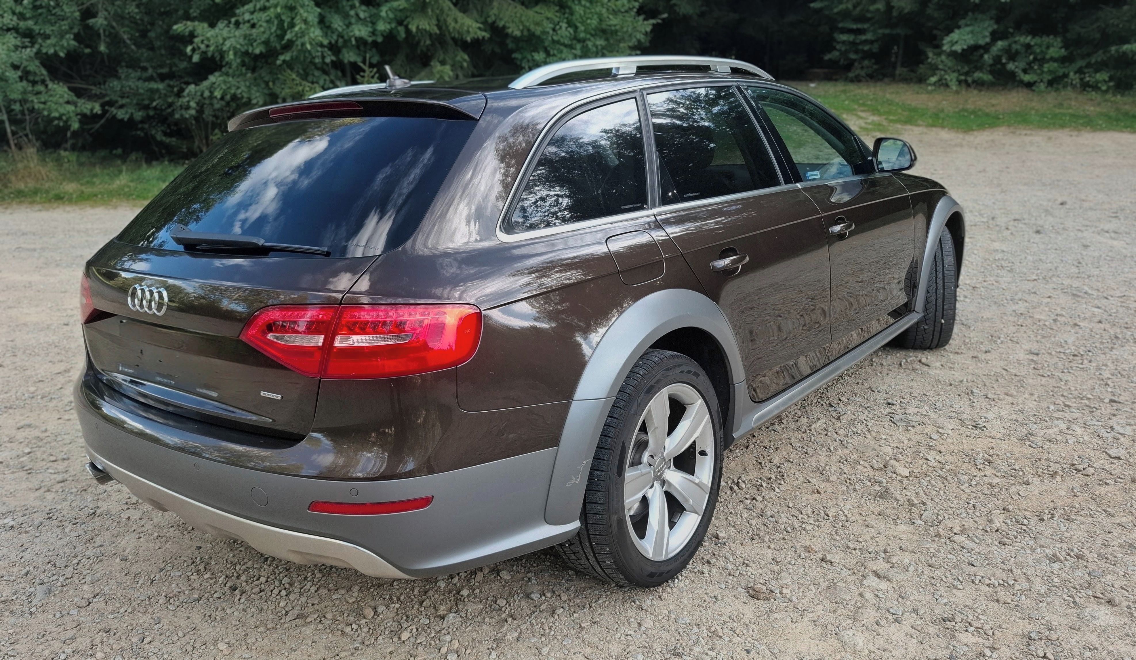 Audi A4 allroad, 2,0 TDi 130 kW 4x4 manuál ČR - fotka 4