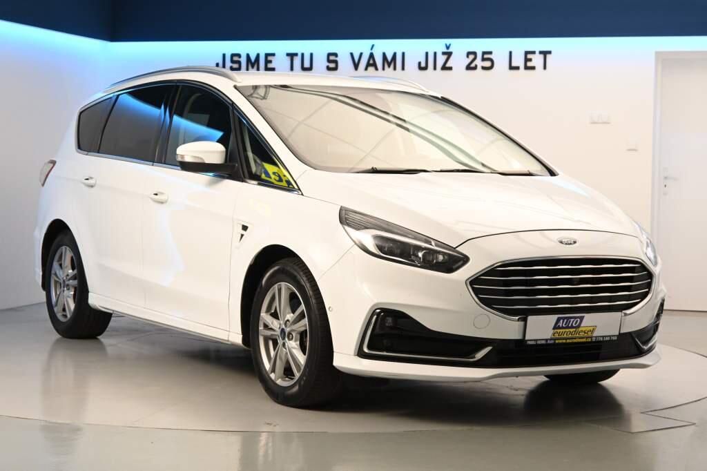 Ford S-MAX, 2.0 7 Míst 140 KW LED SONY ACC - fotka 4