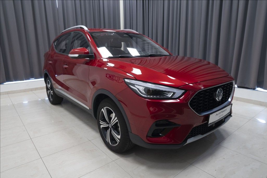MG ZS, 1,5 ESSENTIAL PLUS ZÁRUKA 2031 - fotka 3
