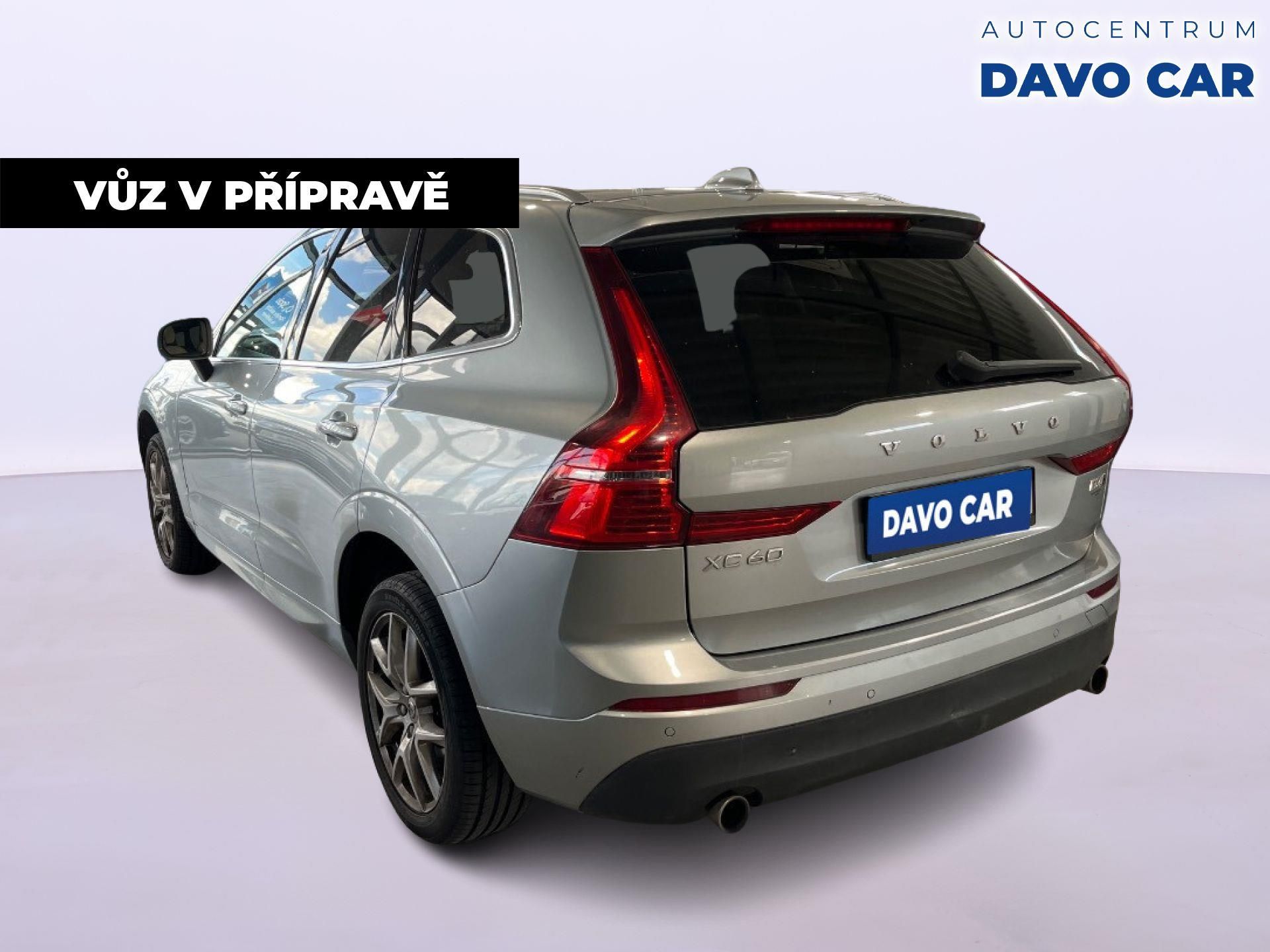 Volvo XC60, 2,0 140KW D4 Momentum AWD Auto - fotka 5