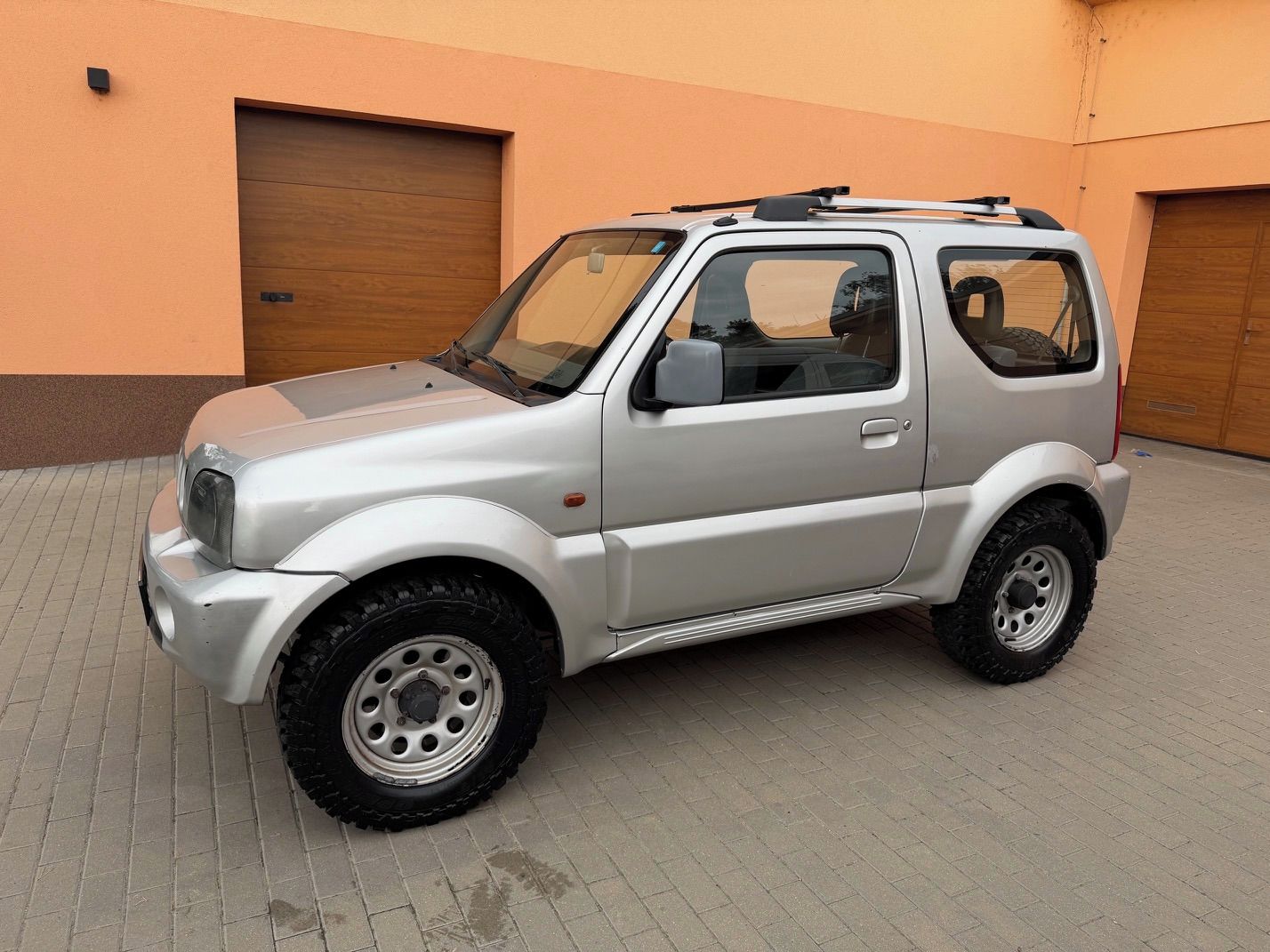 Suzuki Jimny, 1.3 16V + LPG, BEZ KOROZE - fotka 2
