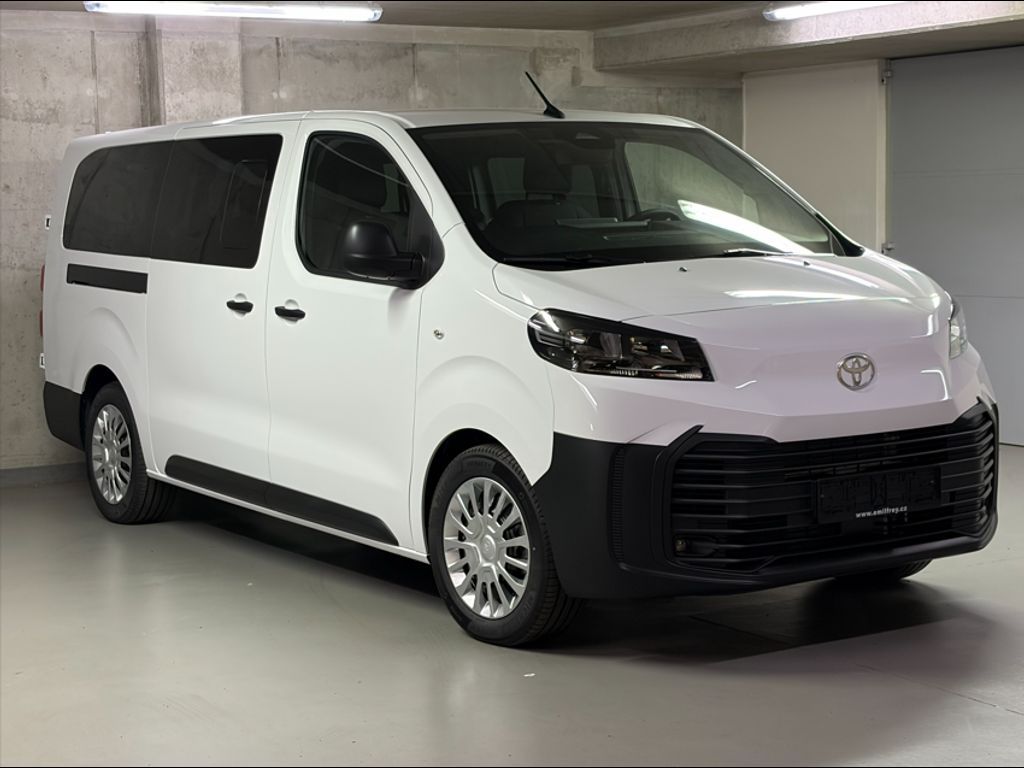 Toyota Proace Verso, 2,2, L2, Combi, 9 míst - fotka 3
