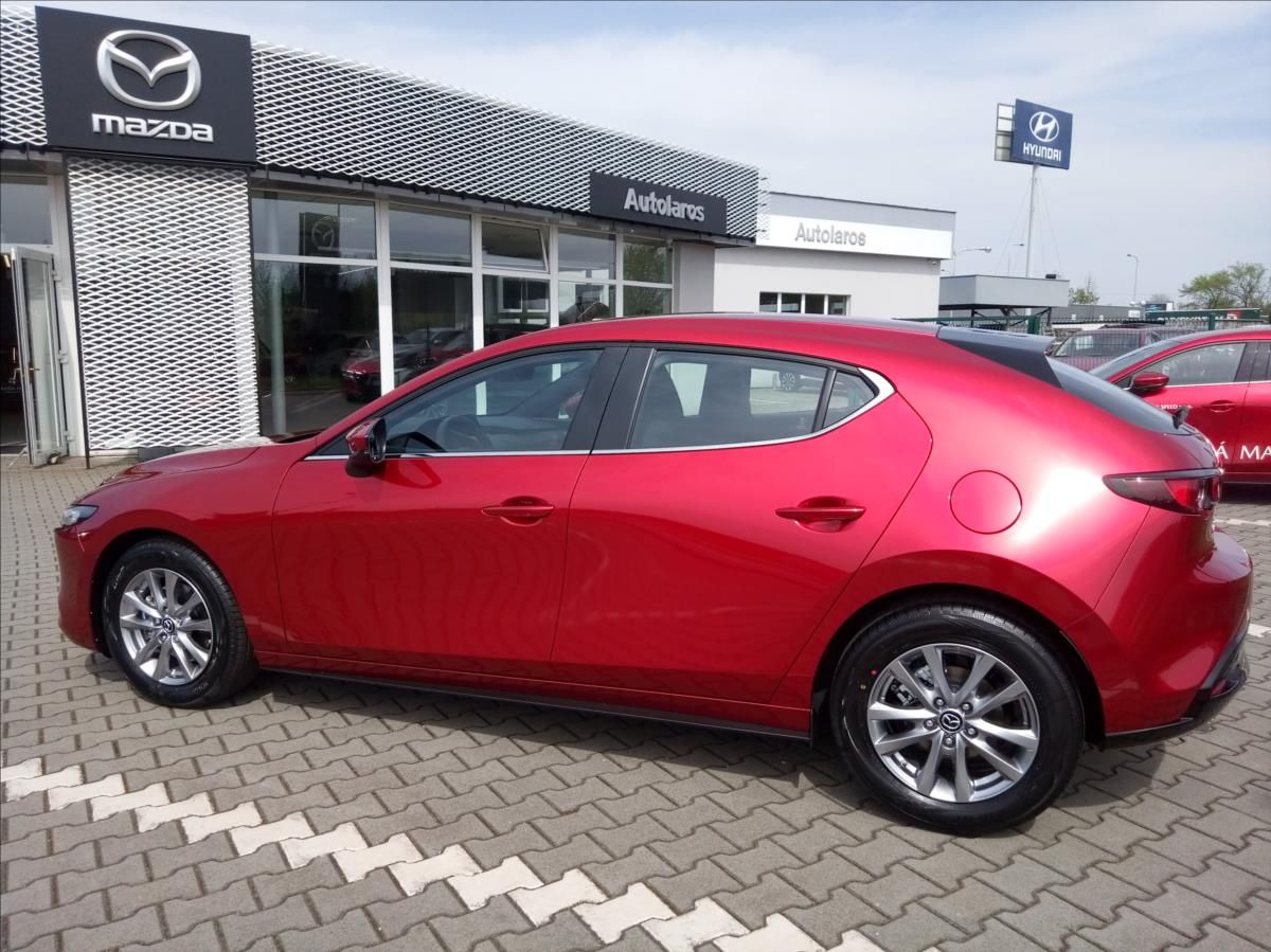 Mazda 3, 2,5 HB e-Skyactiv G140 6MT Cen - fotka 3
