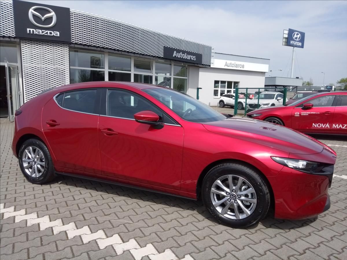 Mazda 3, 2,5 HB e-Skyactiv G140 6MT Cen - fotka 2