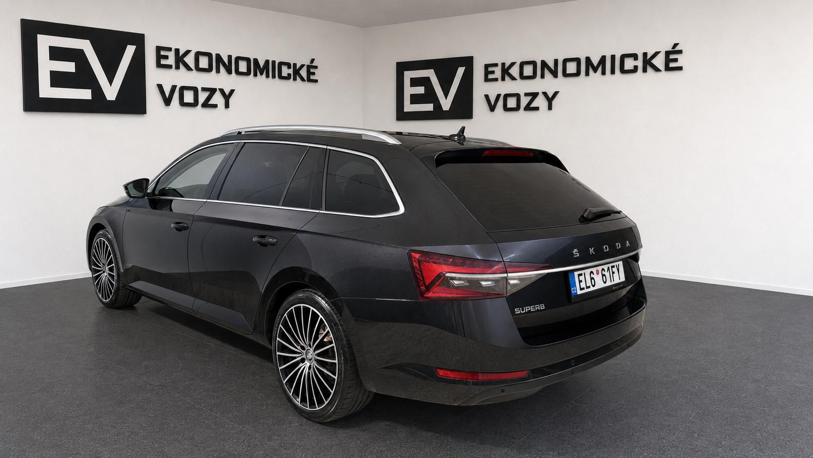 Škoda Superb, 1.4 IV,PHEV ,DOJEZD 38KM,LED - fotka 4