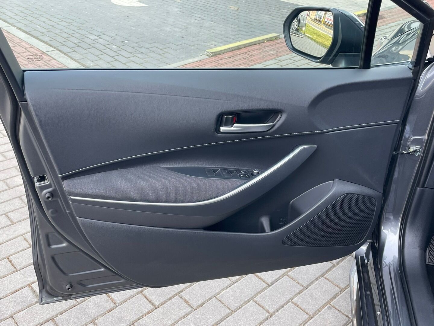 Toyota Corolla, 1.8 Comfort Tech - fotka 5