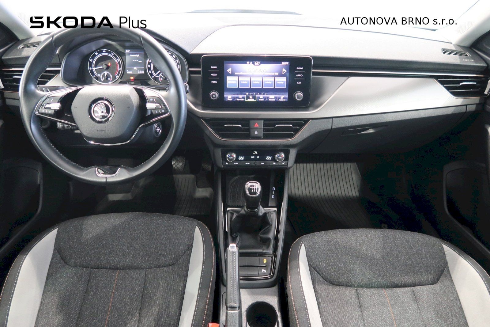 Škoda Kamiq, 1.0 TSI 81kW Style PLUS - fotka 5