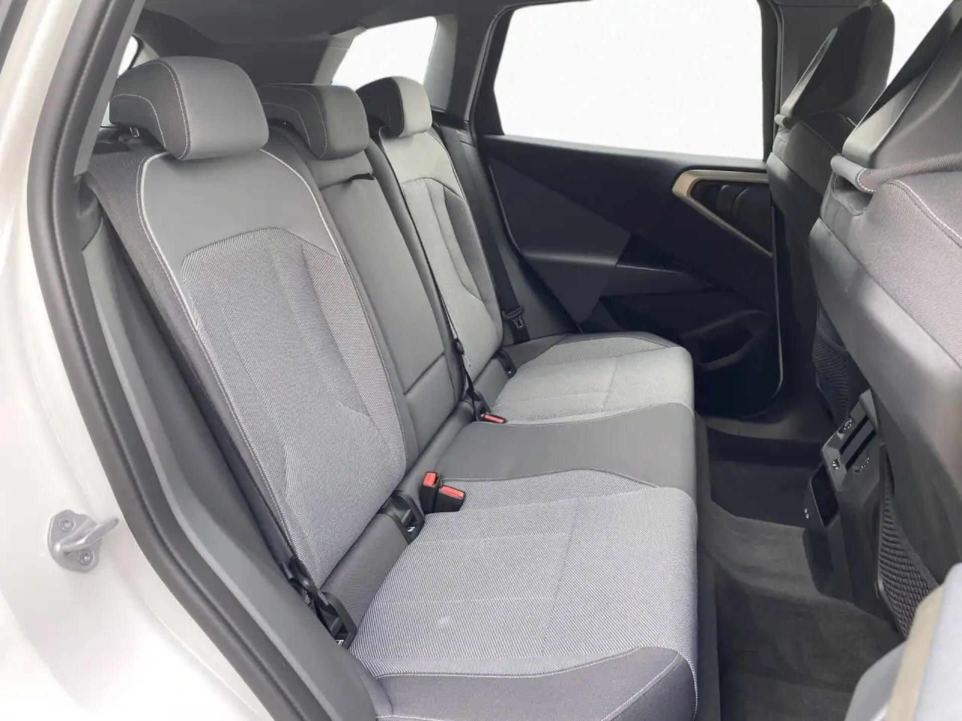 BMW X3, 20 xDrive Tažné Kamera - fotka 4