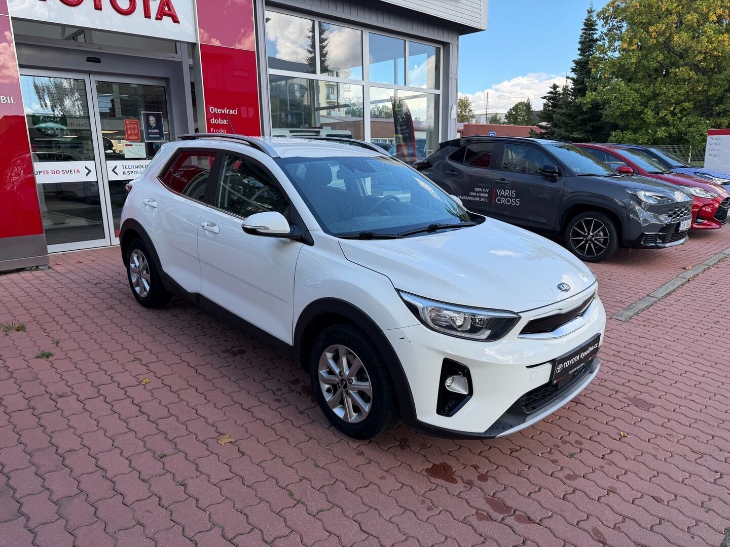 Kia Stonic, 1.4 CVVT, 73 kw ,ČR,Exclusive - fotka 3