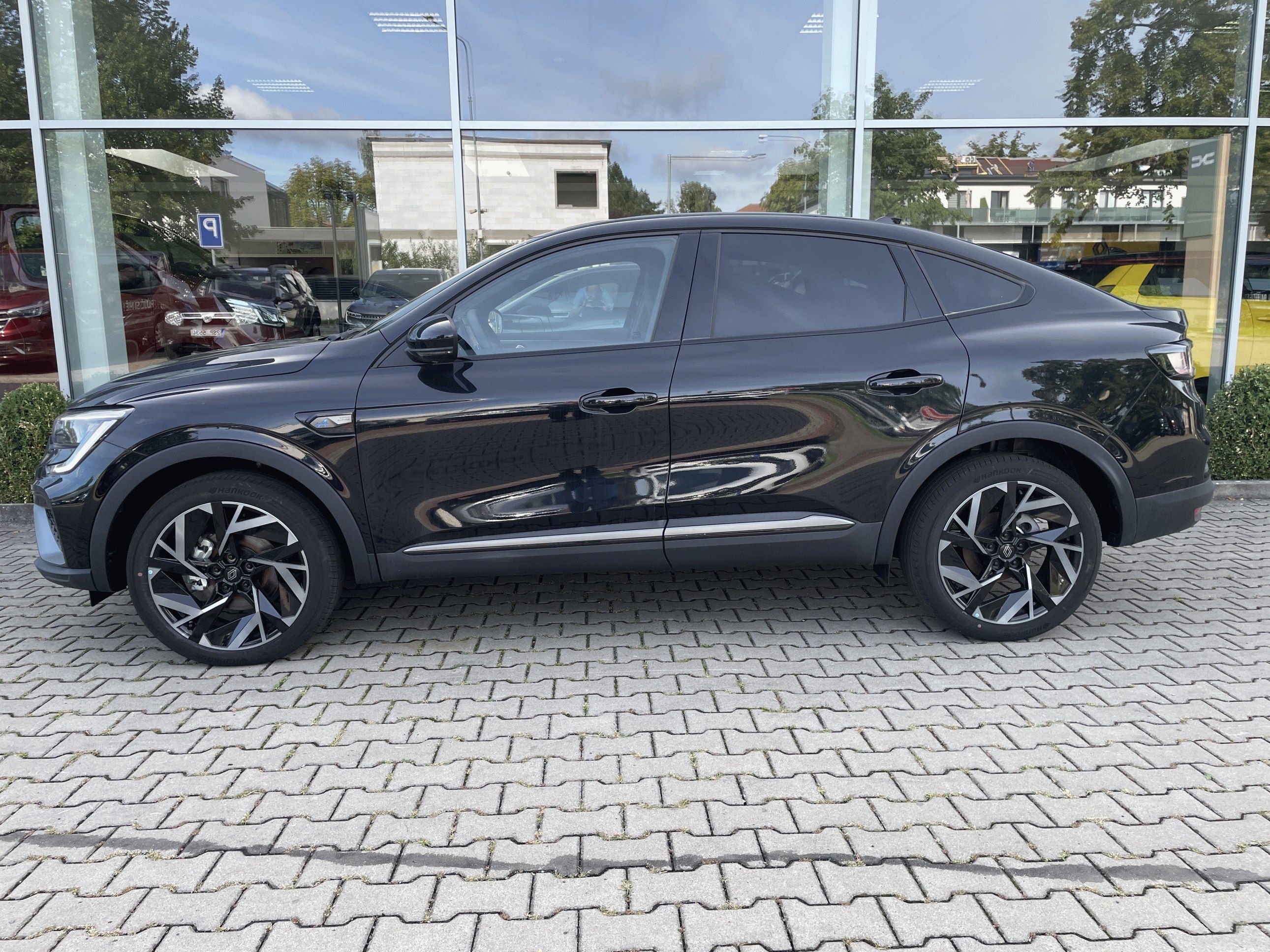 Renault Arkana, E-Tech hybrid 145 esprit Alpin - fotka 4