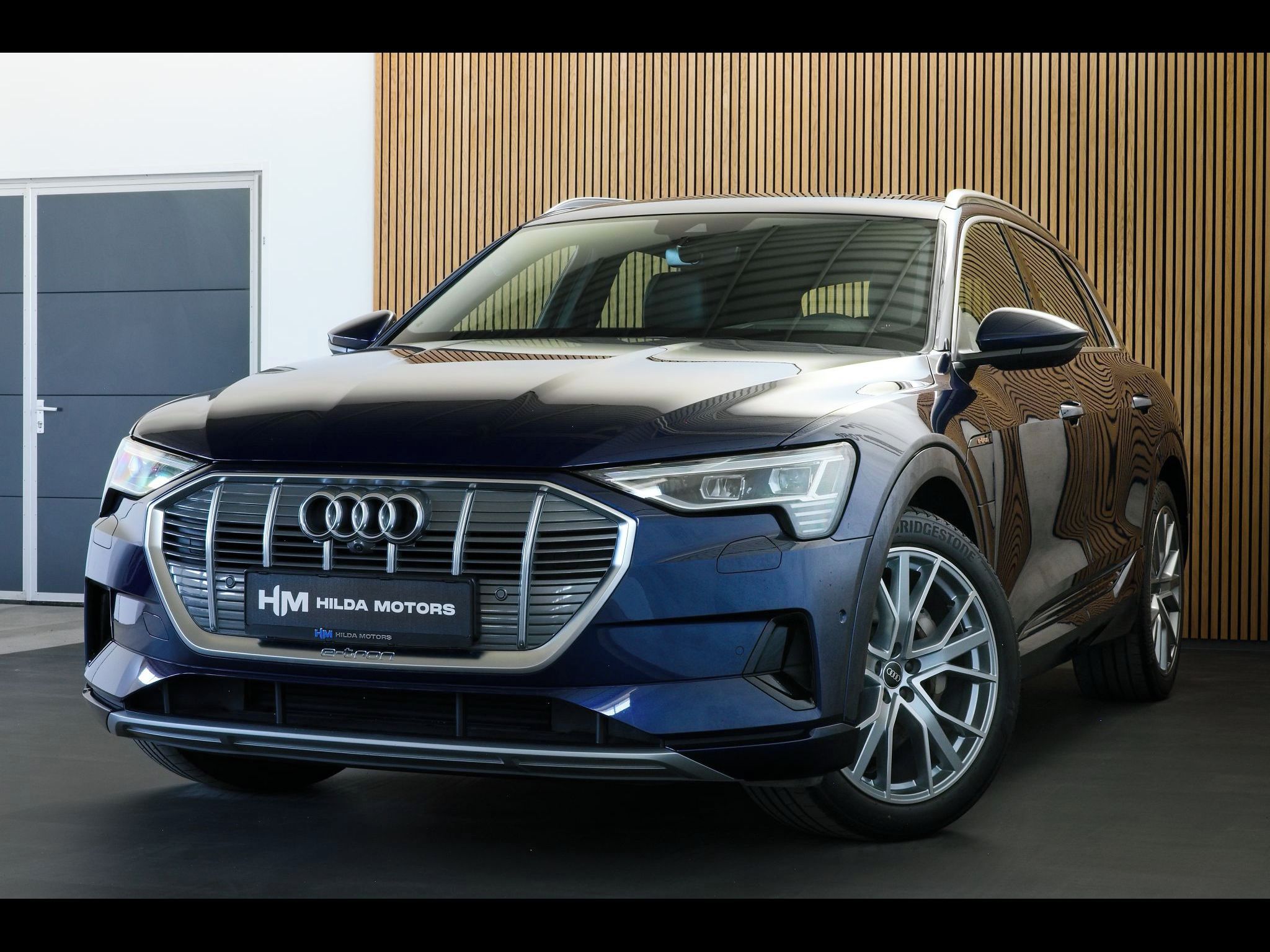 Audi e-tron, 55 300kW Matrix Pano NV Tažné - fotka 4