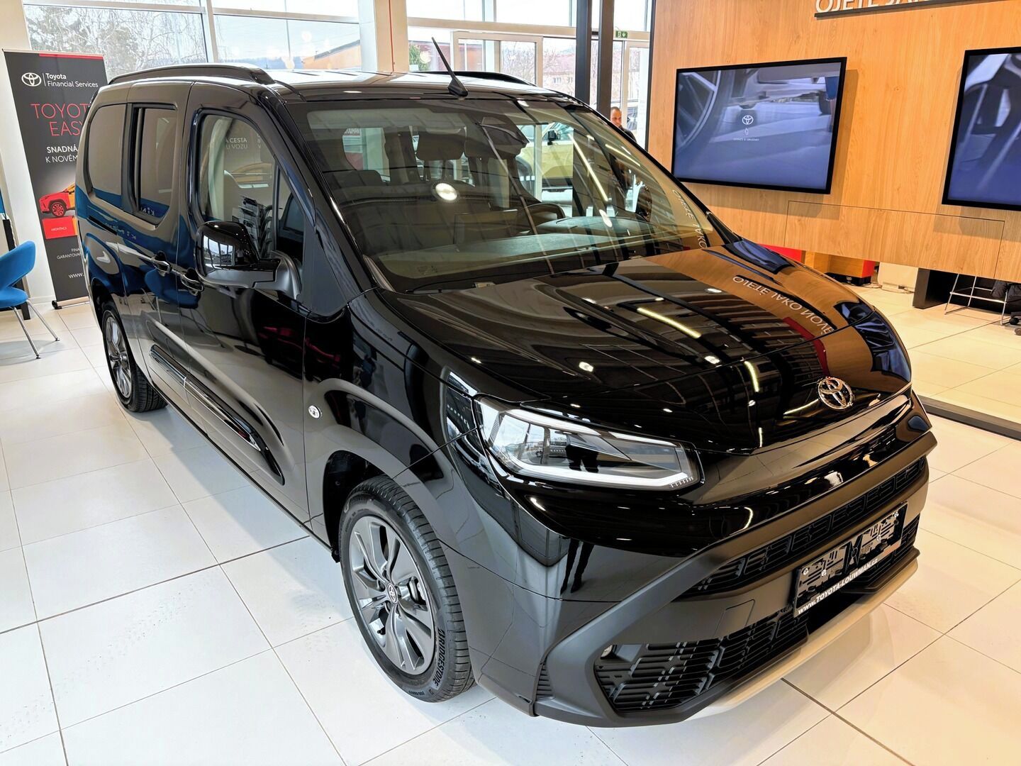 Toyota Proace City Verso, 1,5   LWB 1.5D 130 AT Family