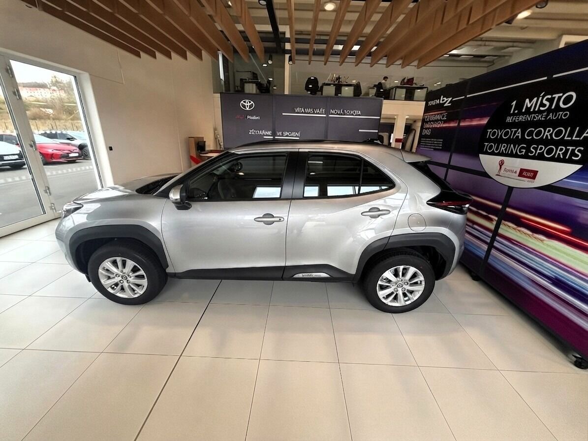 Toyota Yaris Cross, 1,5 Comfort 130k - fotka 4