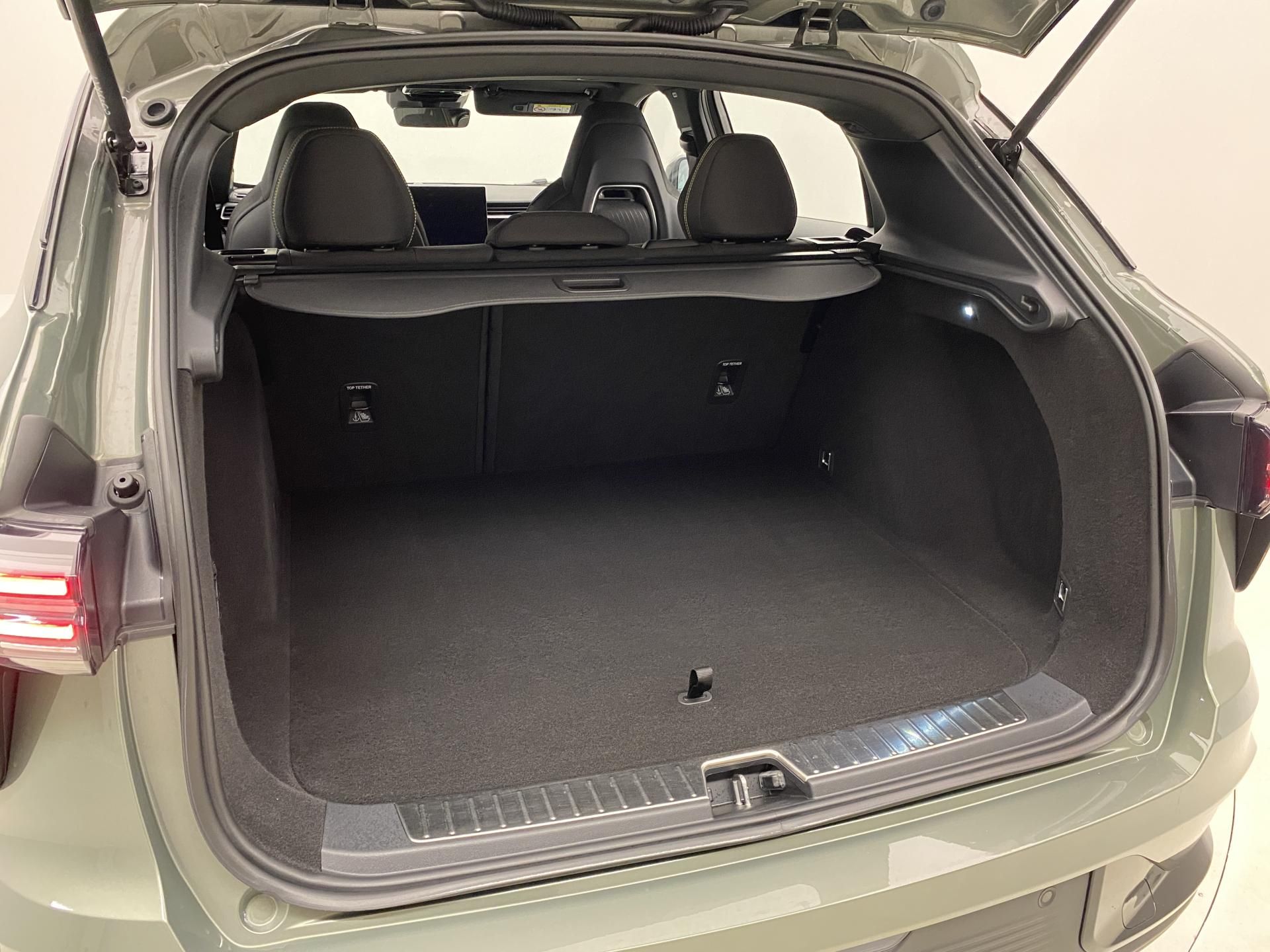 Lynk & Co 01, CORE PHEV AUT CZ 1.maj - fotka 5