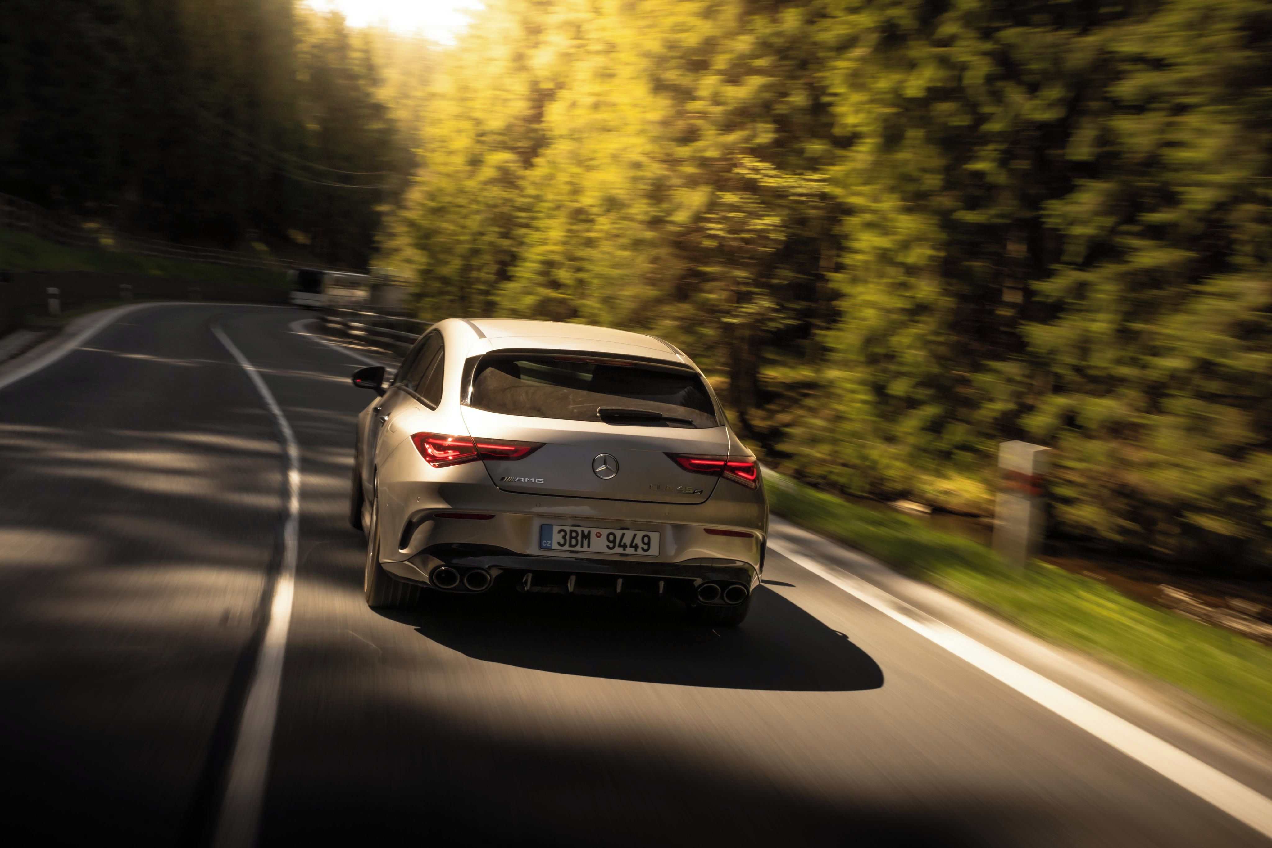 Mercedes-Benz CLA, CLA45S AMG - TOP STAV - fotka 5