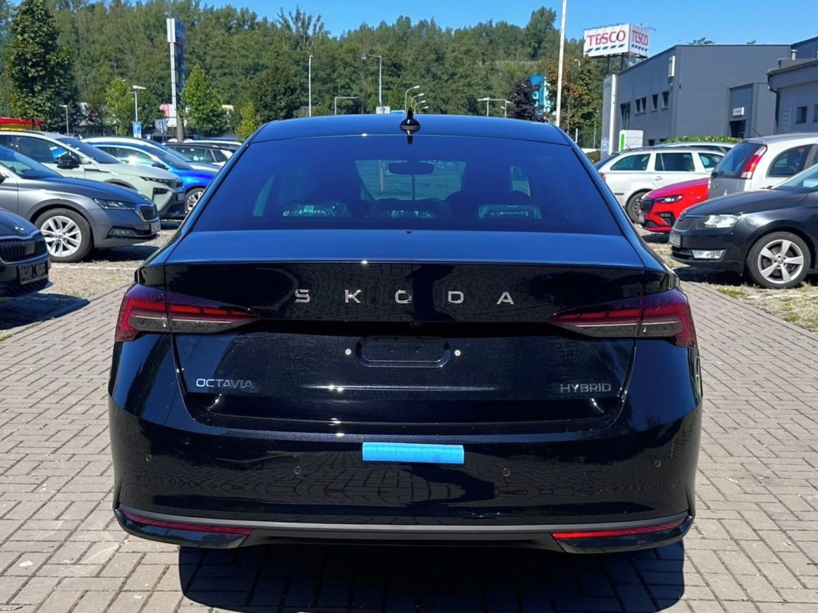 Škoda Octavia, Clas. 1,5-TSI mHEV 110 kW,DSG - fotka 3