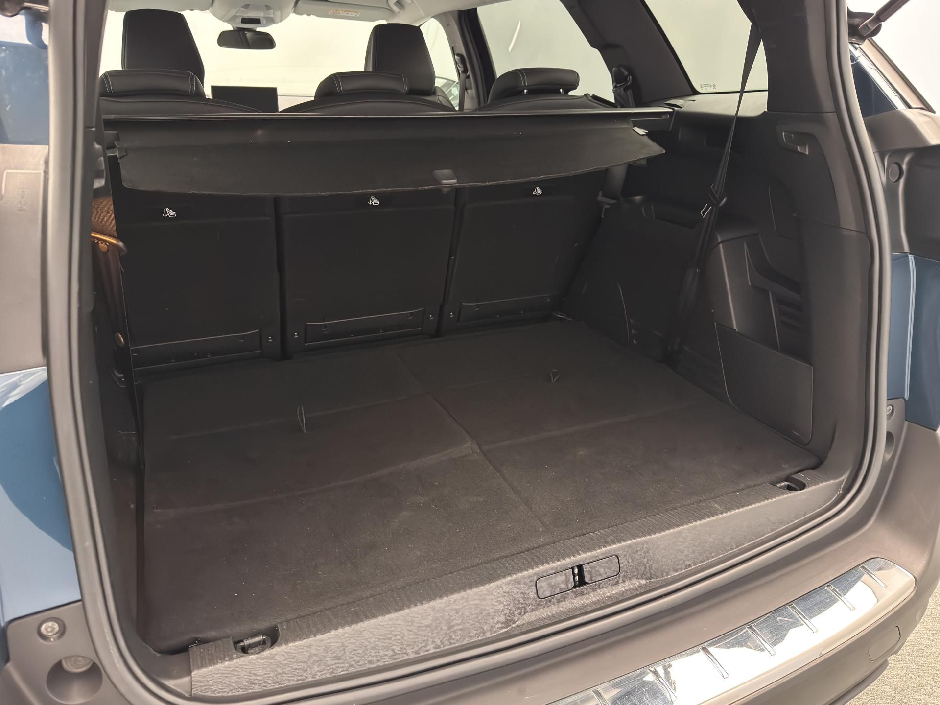 Peugeot 5008, 1.5 BlueHDi Allure  CZ 1.maj - fotka 5