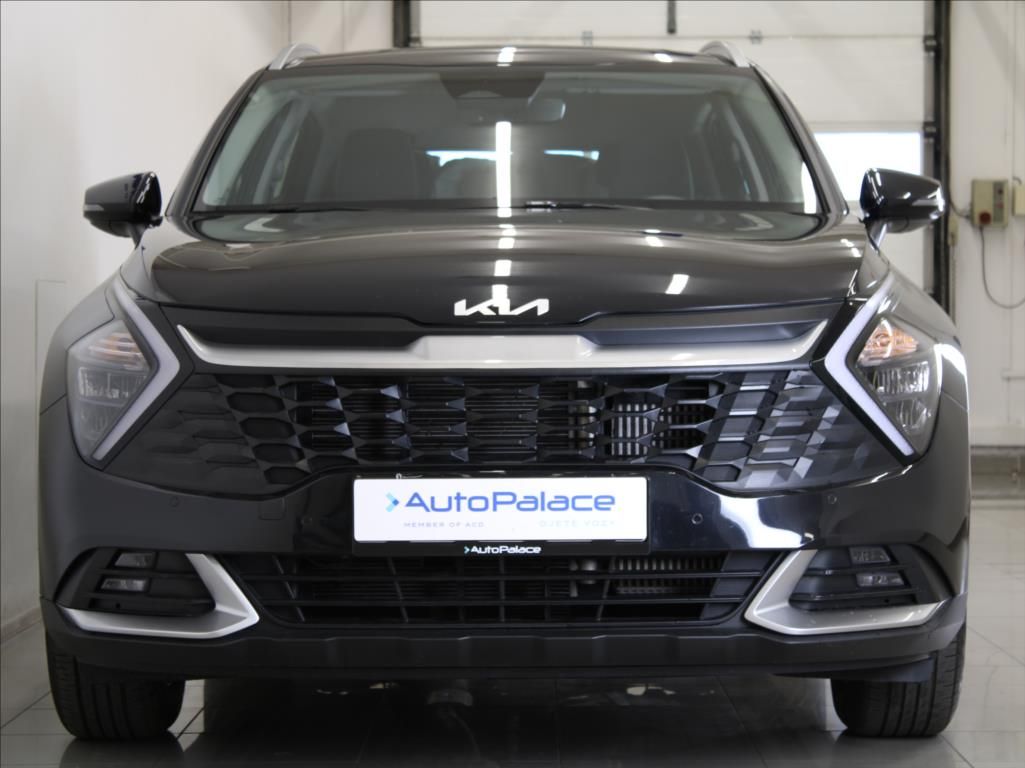 Kia Sportage, 1,6 T-GDi 117kW 4x4 1.maj.ČR - fotka 2