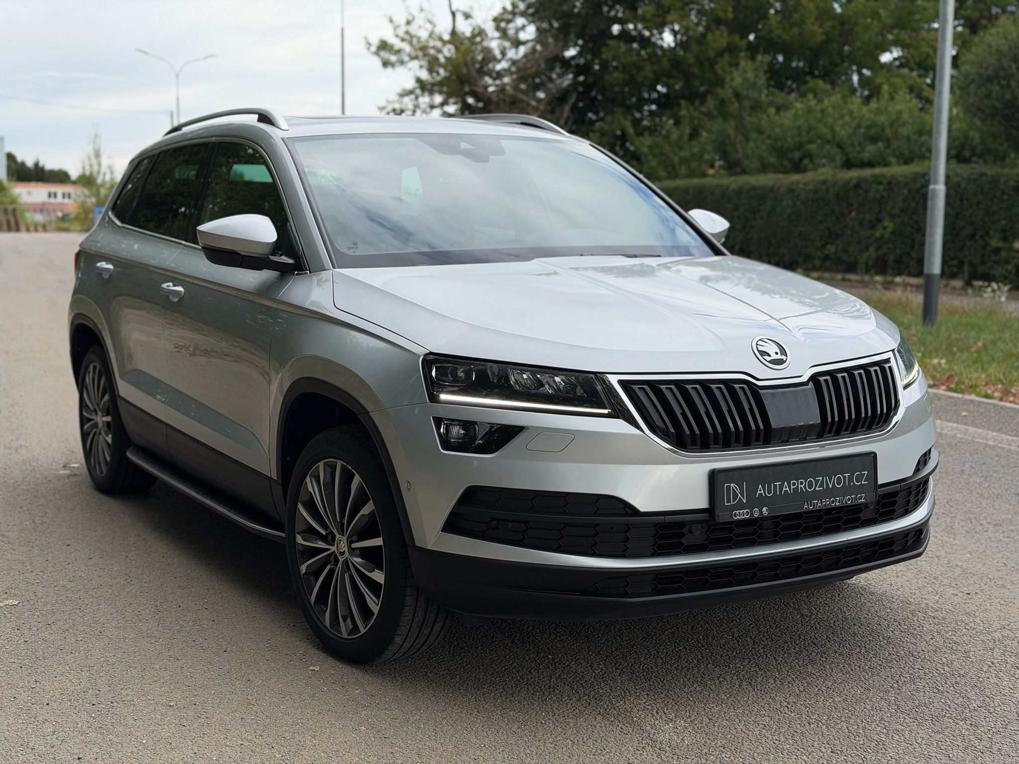 Škoda Karoq, 1.0 TSI 85 kW StylePlus ČR DPH - fotka 2