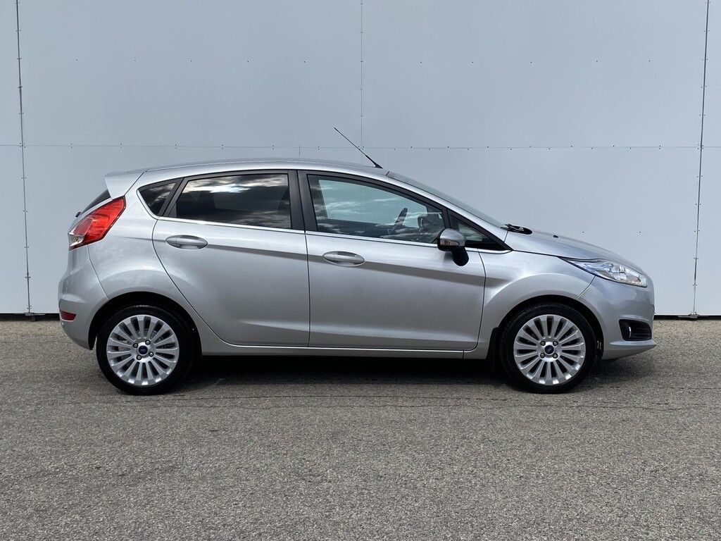 Ford Fiesta, 1.0 EcoBoost 74 kW Titanium - fotka 3