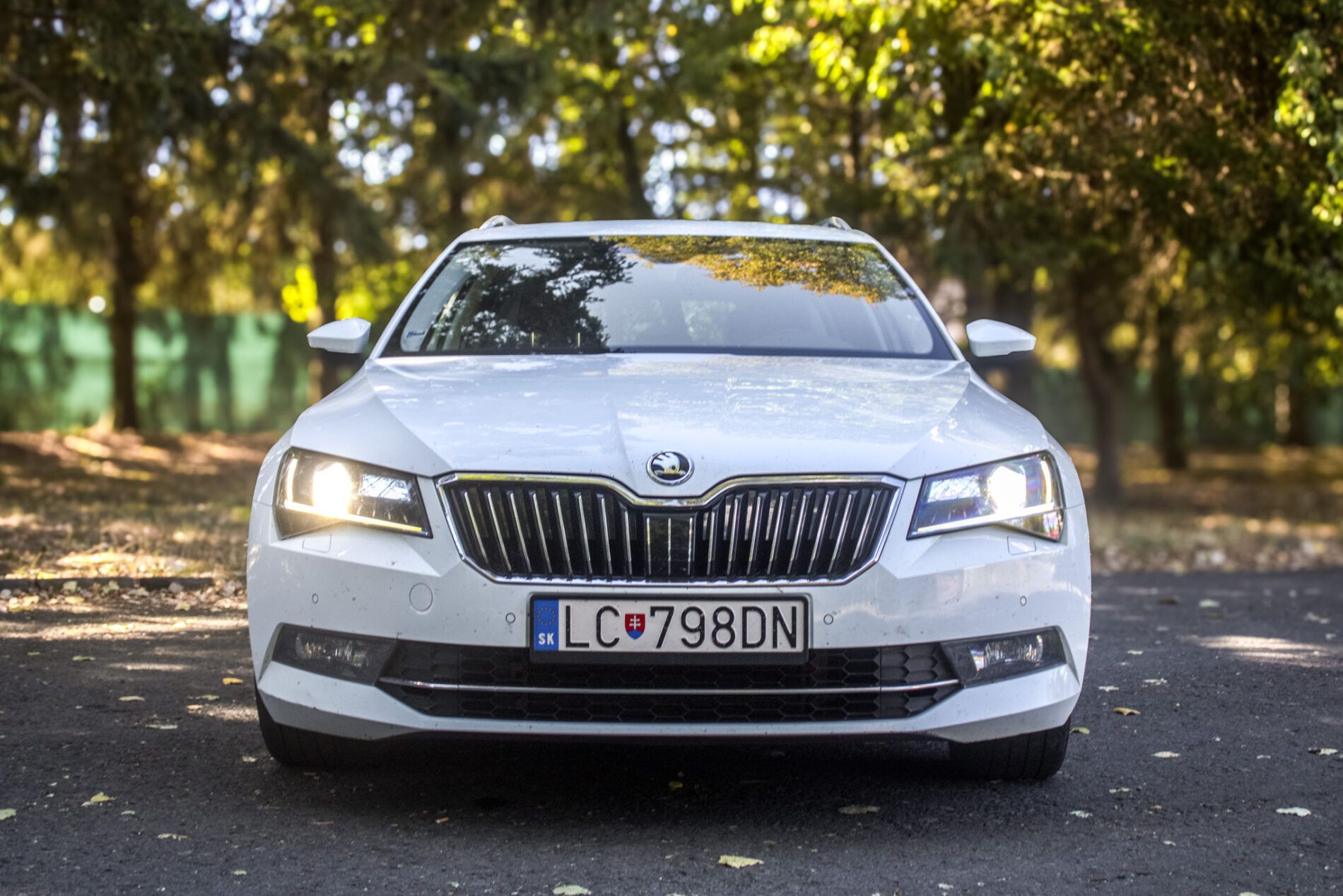 Škoda Superb - fotka 2