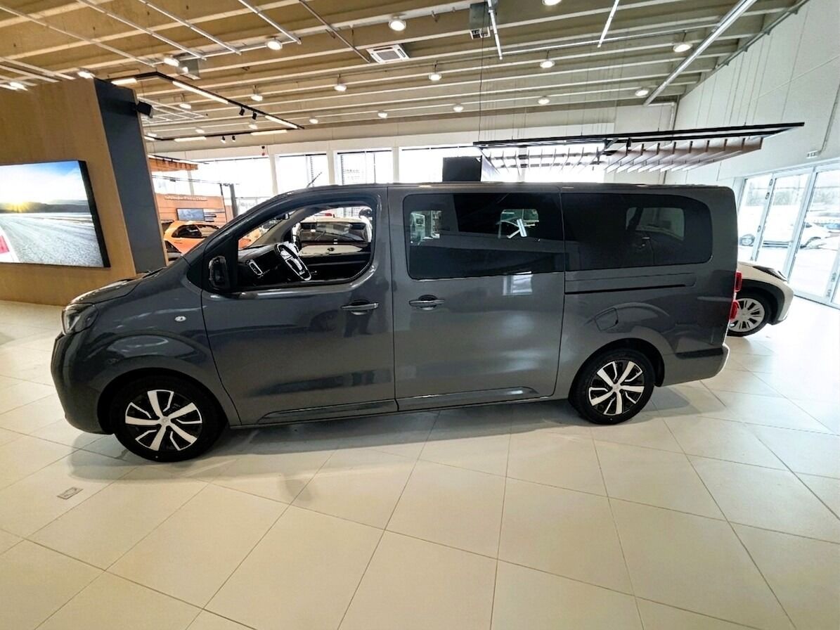 Toyota Proace Verso, 2,2 L2 Business Comfort - fotka 4