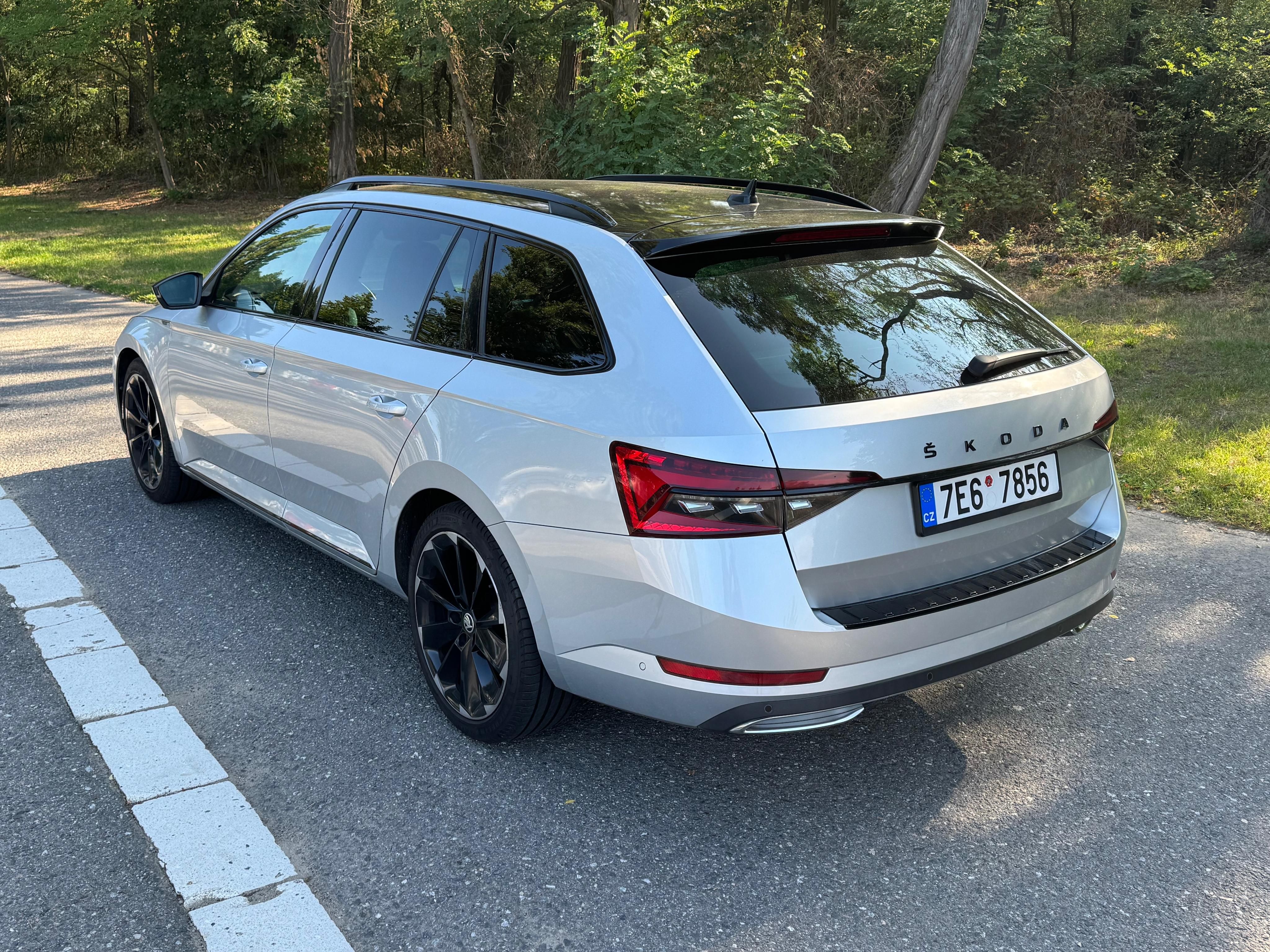 Škoda Superb, 2.0 TDi 147Kw, SPORTLINE - fotka 2