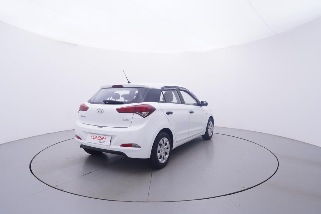 Hyundai i20, 1.2 VTi 55 kW - fotka 5