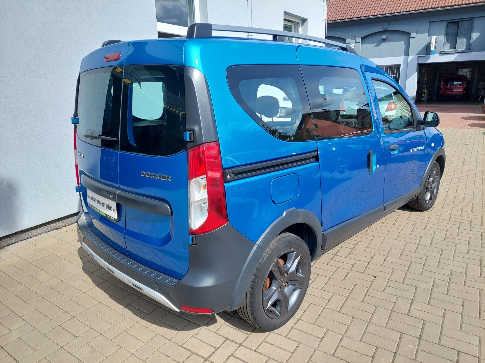 Dacia Dokker, Stepway Celebration TCe 115 - fotka 4