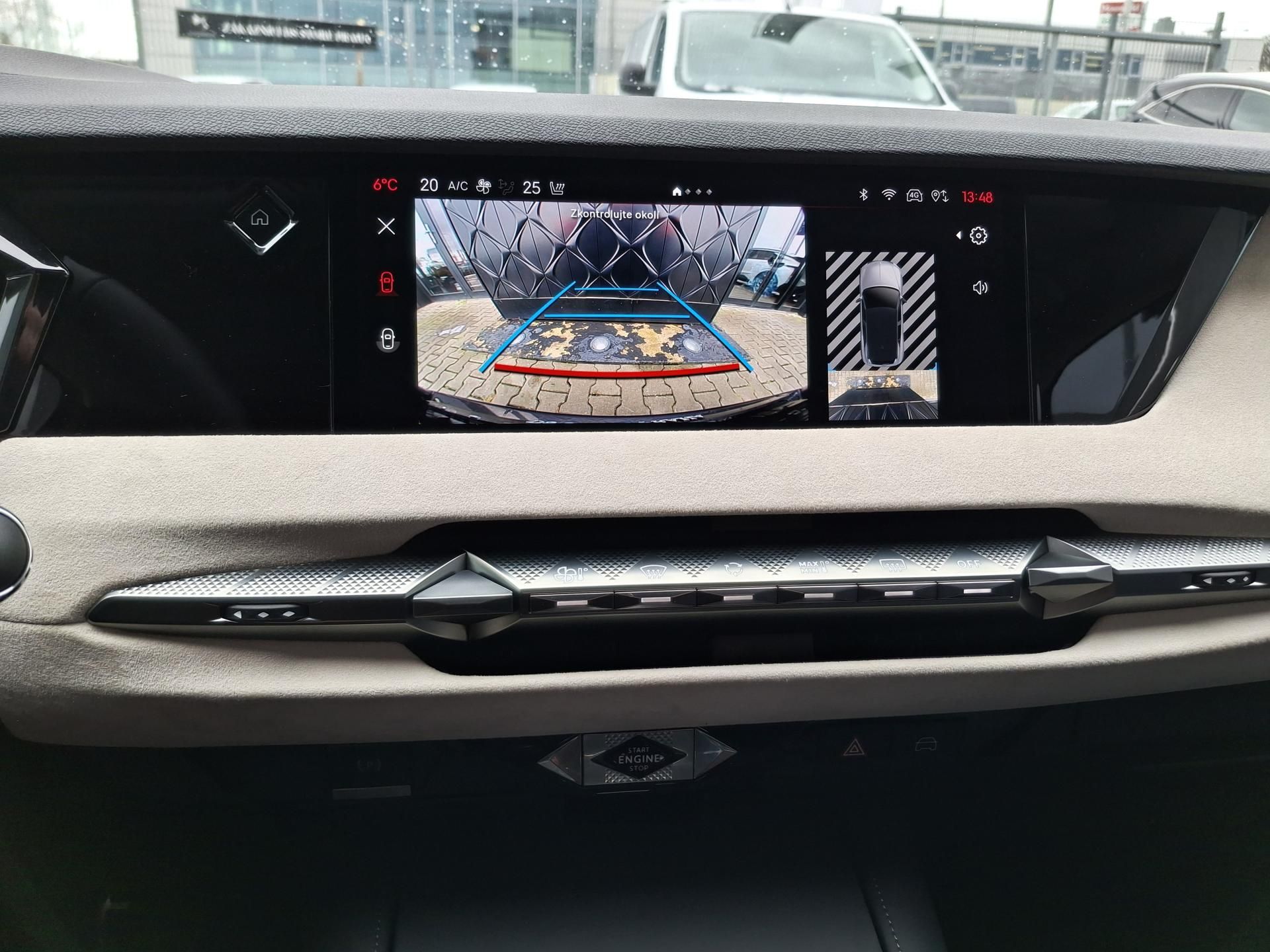 DS 4, N°4 JULES VERNE HYBRID 145 - fotka 5
