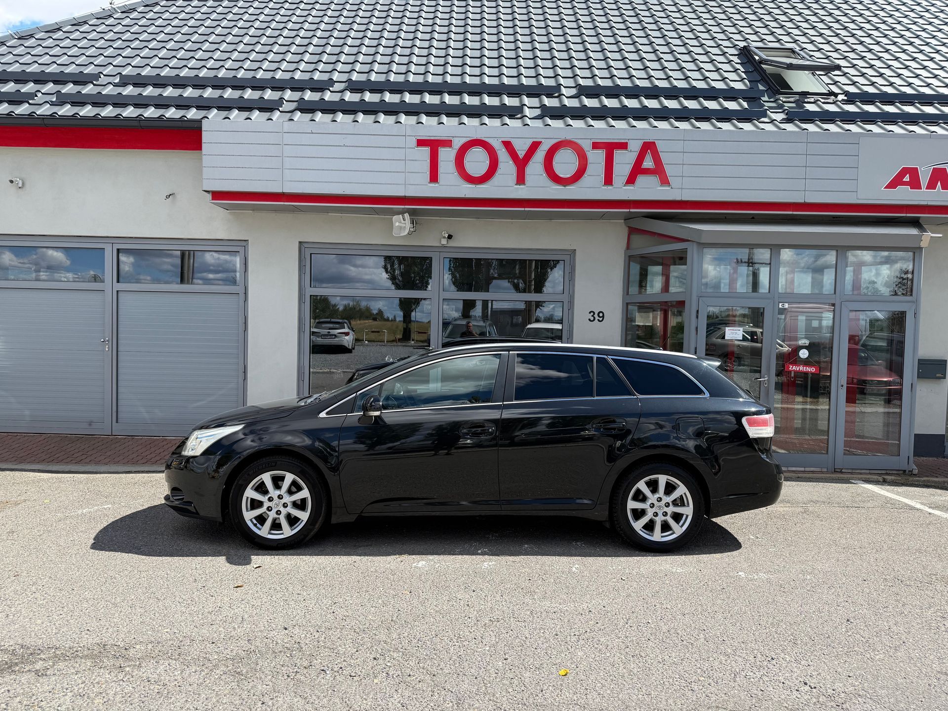 Toyota Avensis, 1,8 VALVEMATIC WG - fotka 2