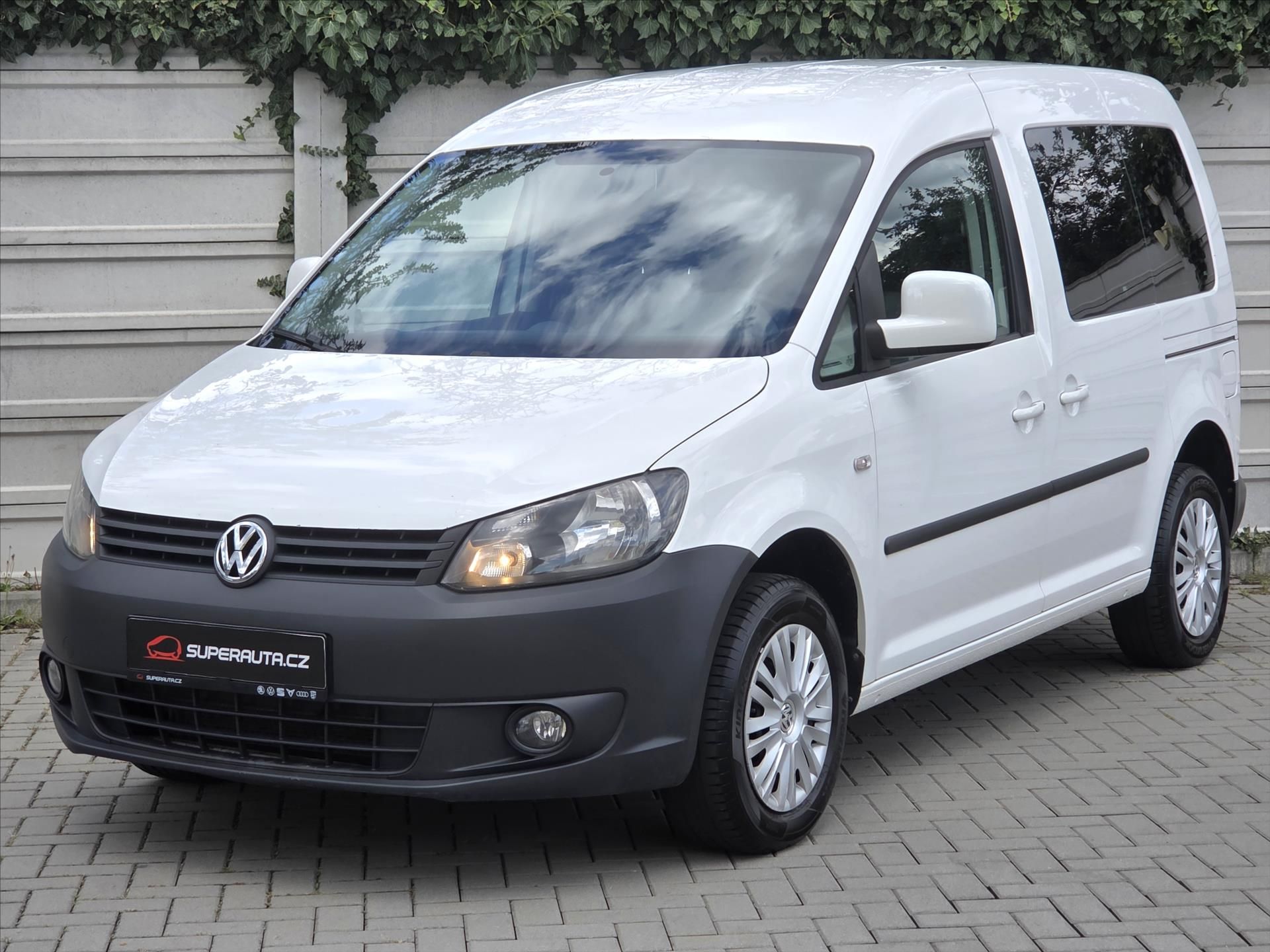 Volkswagen Caddy, 1,6 TDi Trendline Tažné z. ČR - fotka 3
