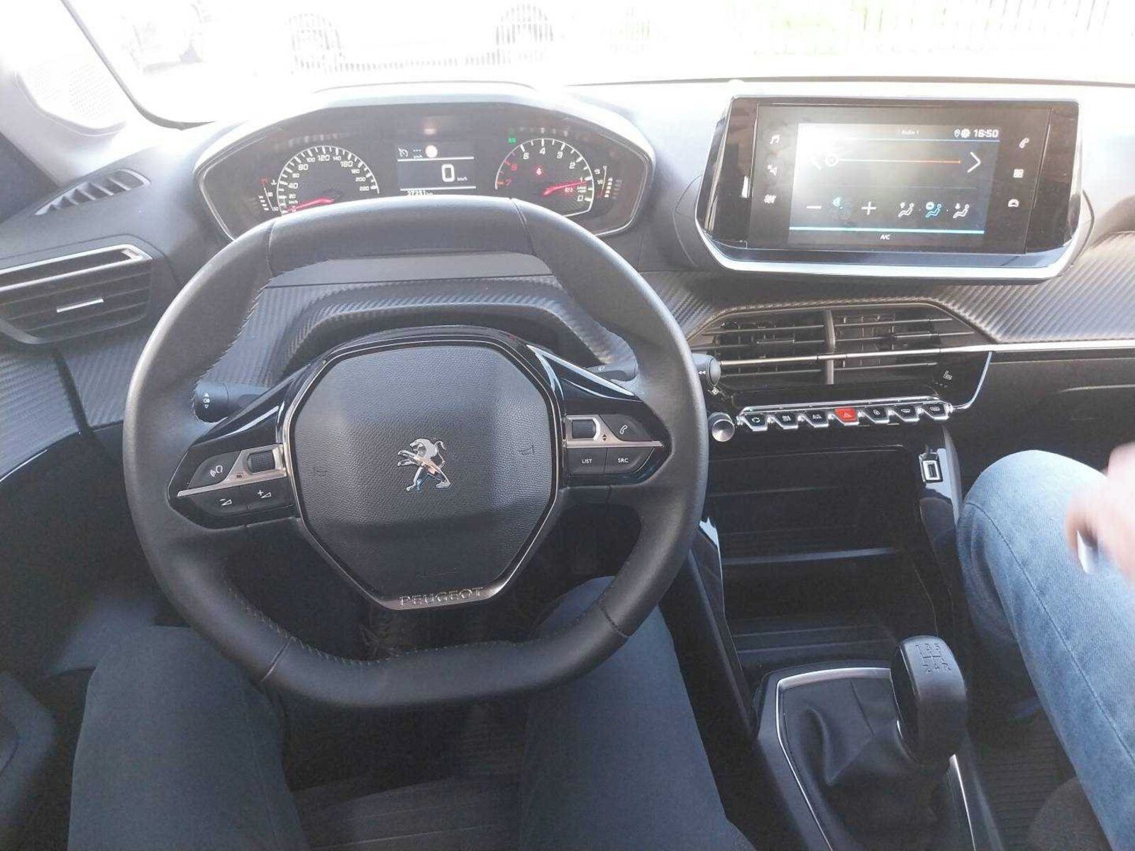 Peugeot 208, 1.2 PureTech, Serv.kniha - fotka 3