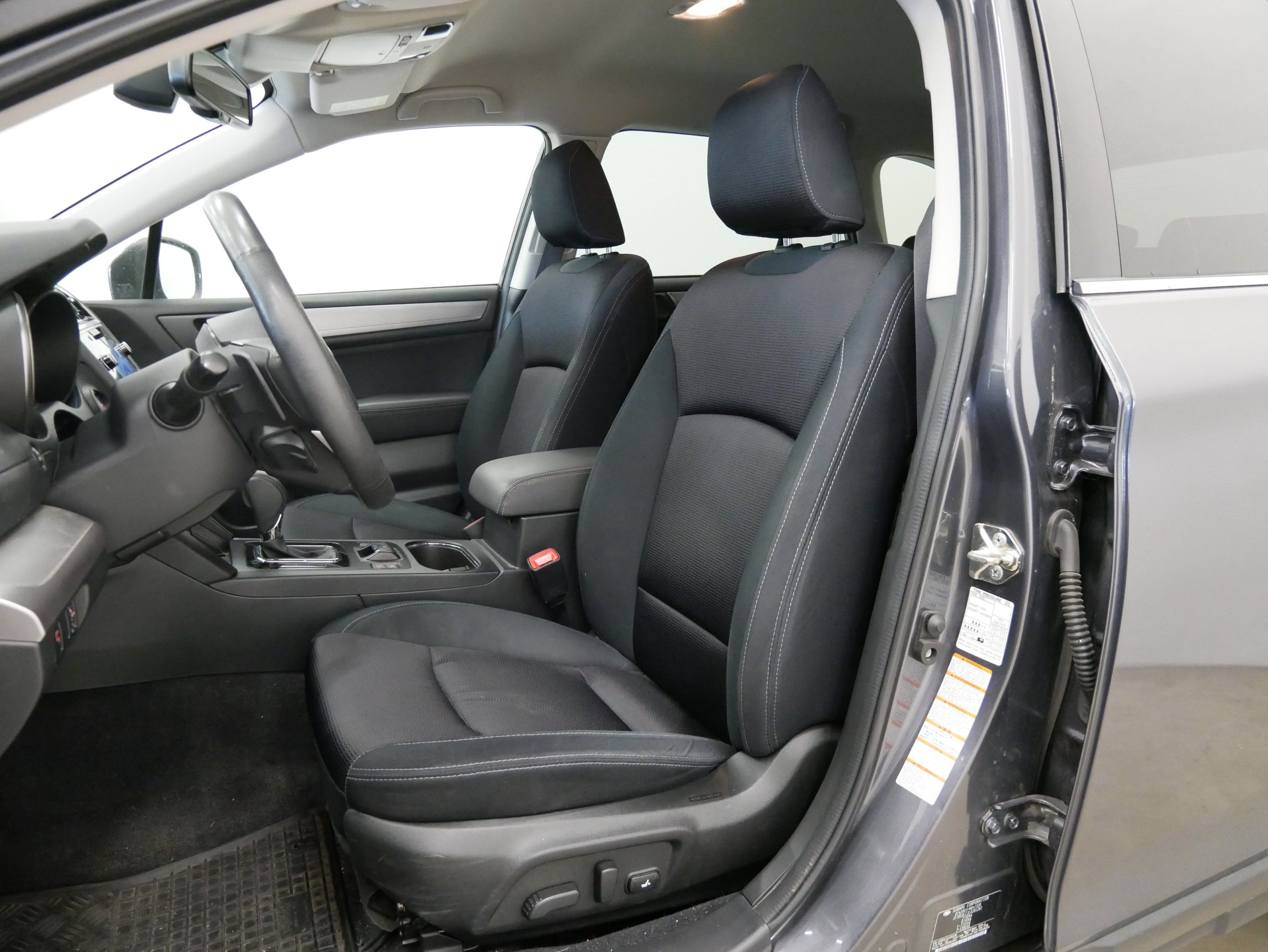 Subaru Outback, 2.5i 129 kW - fotka 6