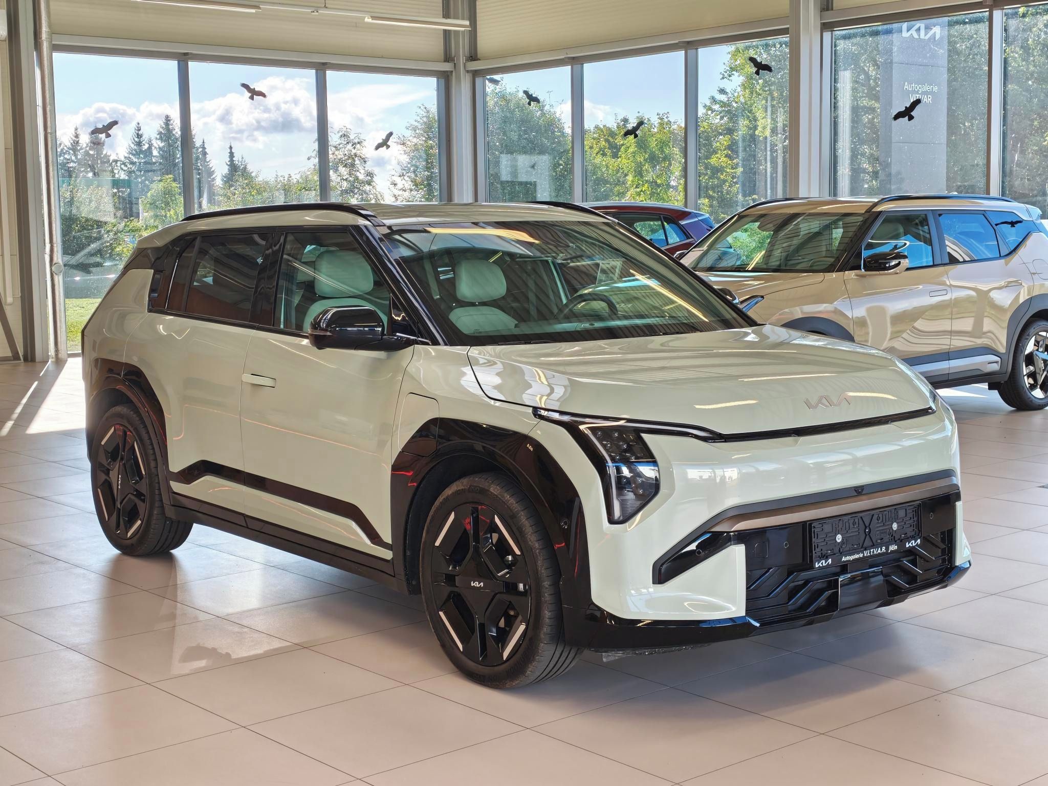Kia EV3, GT Line 4x2 150kW TECH, V2L - fotka 3