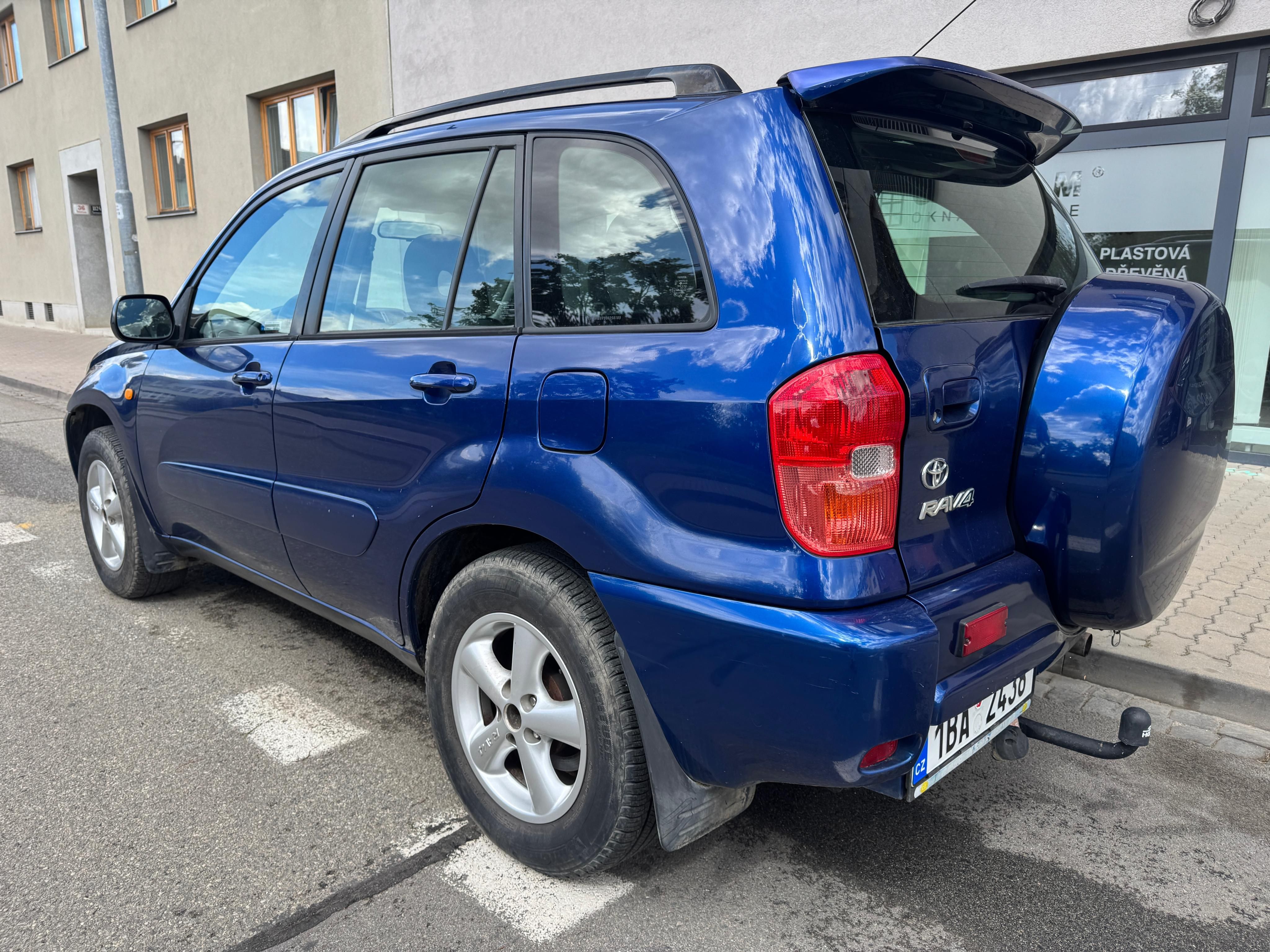 Toyota Rav4, 2.0VVTi, 4x4, tažné - fotka 3