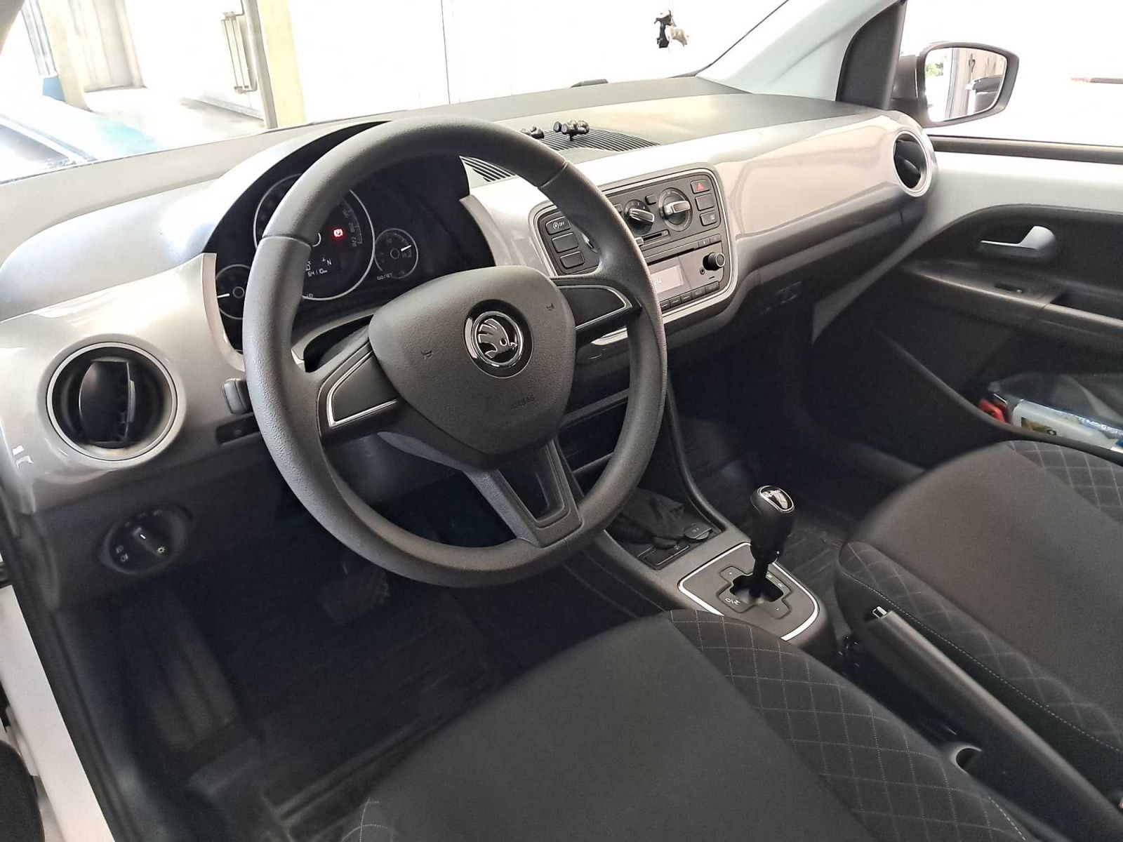 Škoda Citigo, 1.0 MPI, Automat, Klima - fotka 3