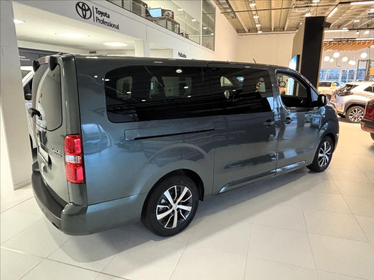Toyota Proace Verso, 2,2 L2 Family AT 5D - fotka 6