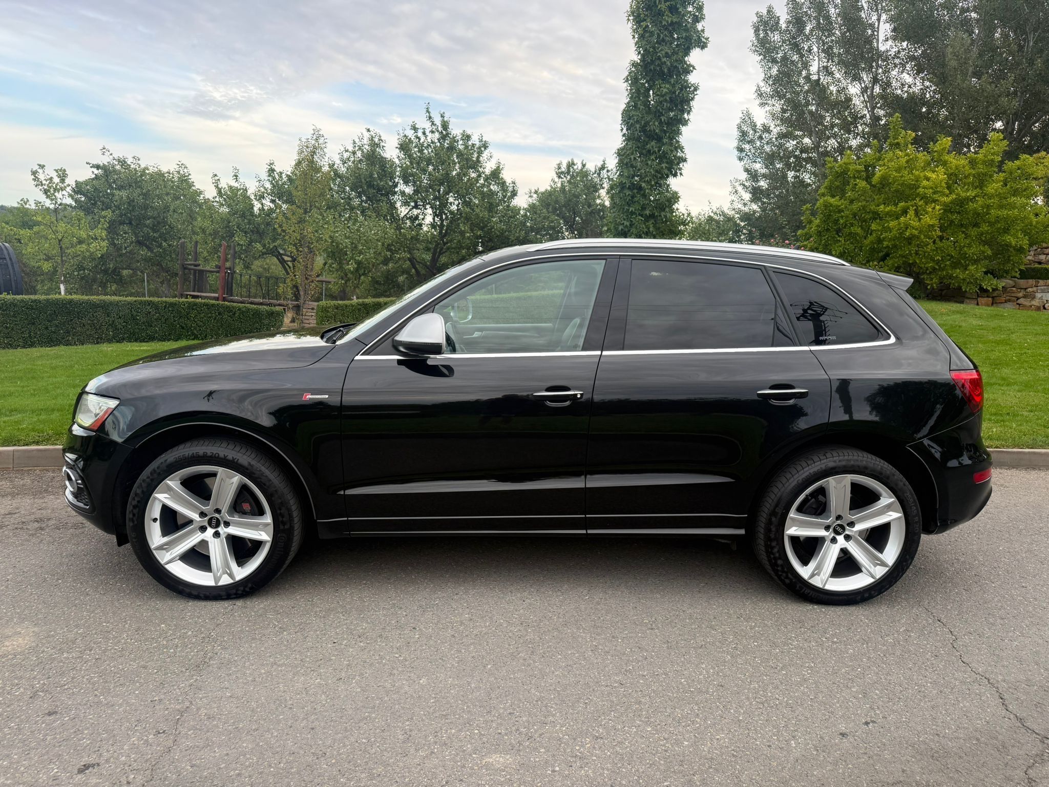 Audi SQ5, 3.0 V6 TFSi 260kW Quattro - fotka 5