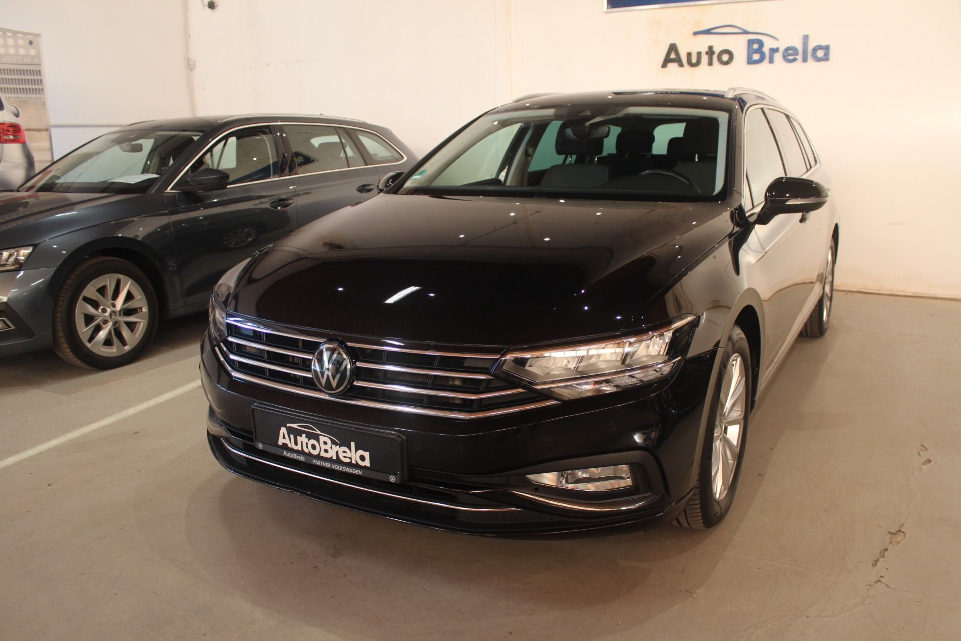 Volkswagen Passat, 2.0TDI DSG Display Tažné - fotka 5