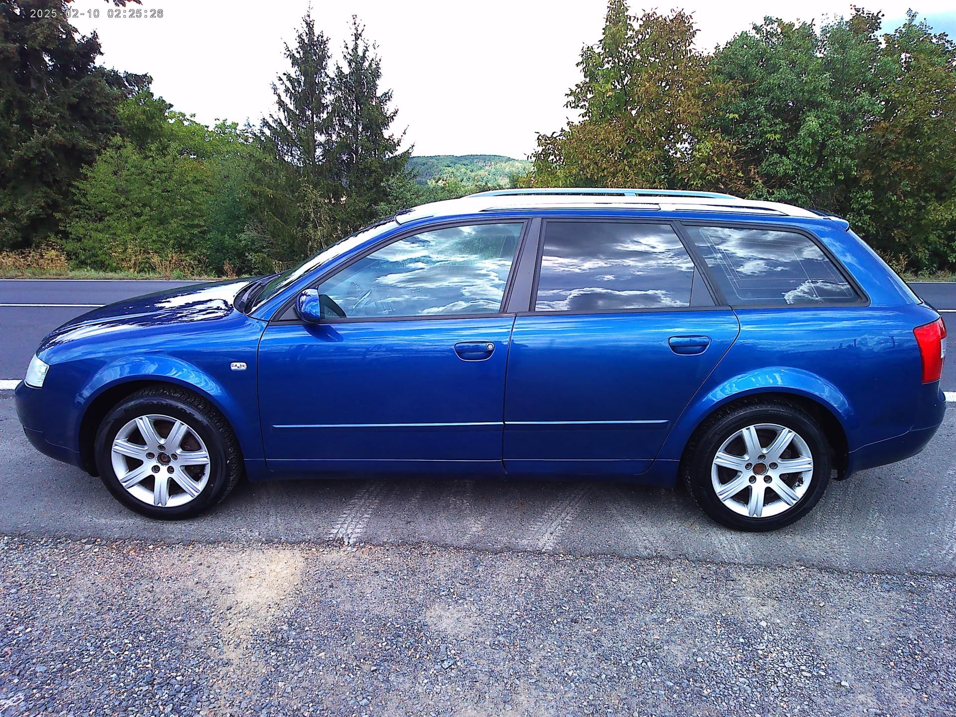 Audi A4 Avant, 2.0 FSi, Servisní kniha - fotka 3