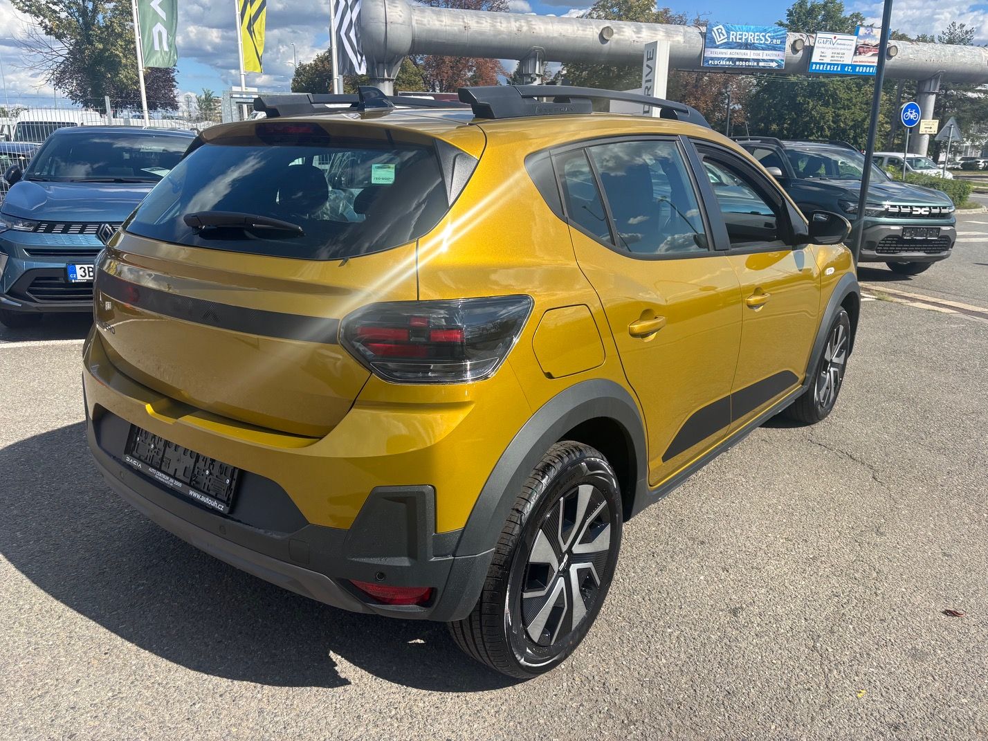 Dacia Sandero, Stepway Expression Eco-G 120 - fotka 5