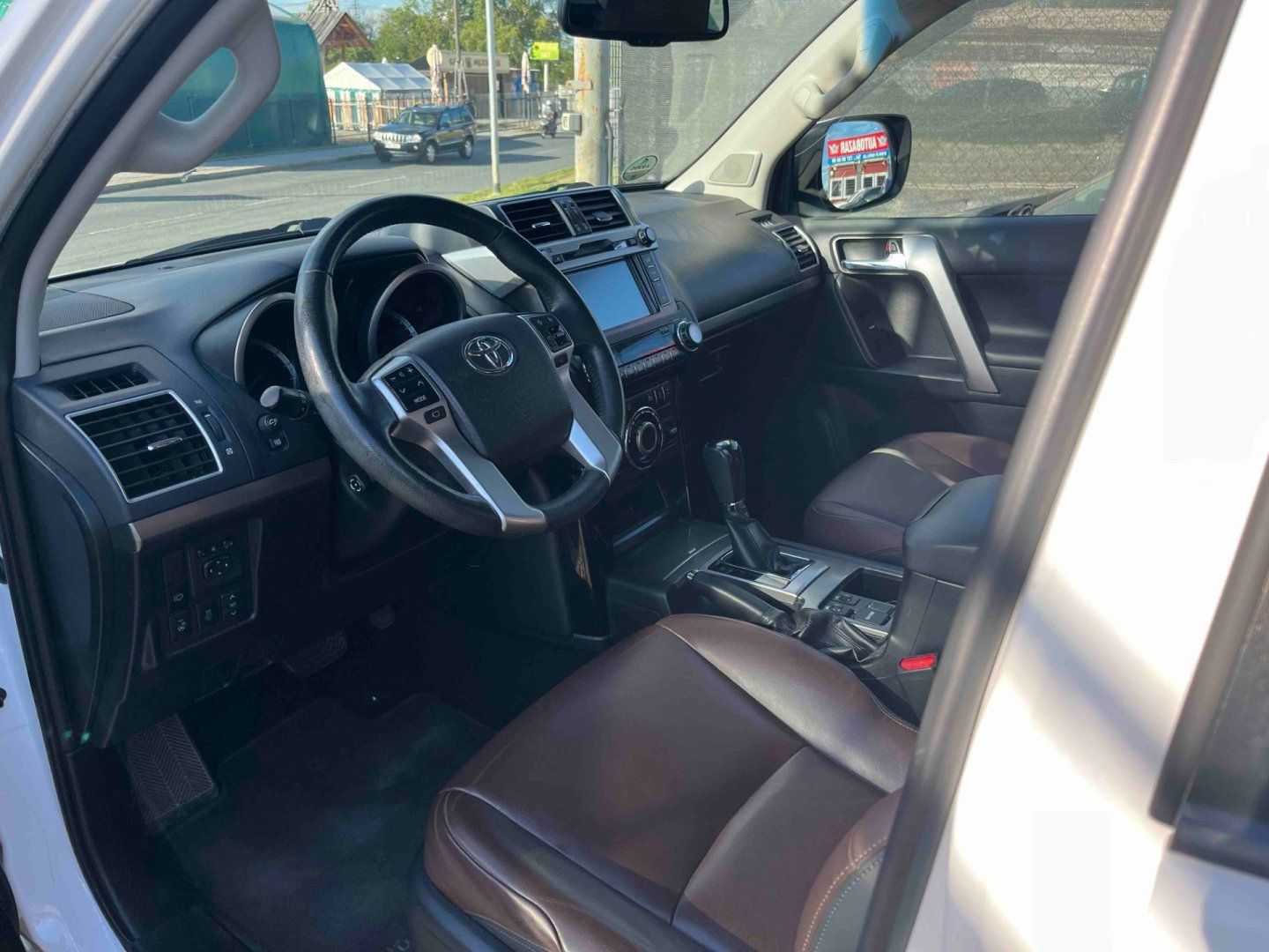 Toyota Land Cruiser, 2.8 D-4D 130kW*V PŘÍPRAVĚ* - fotka 3